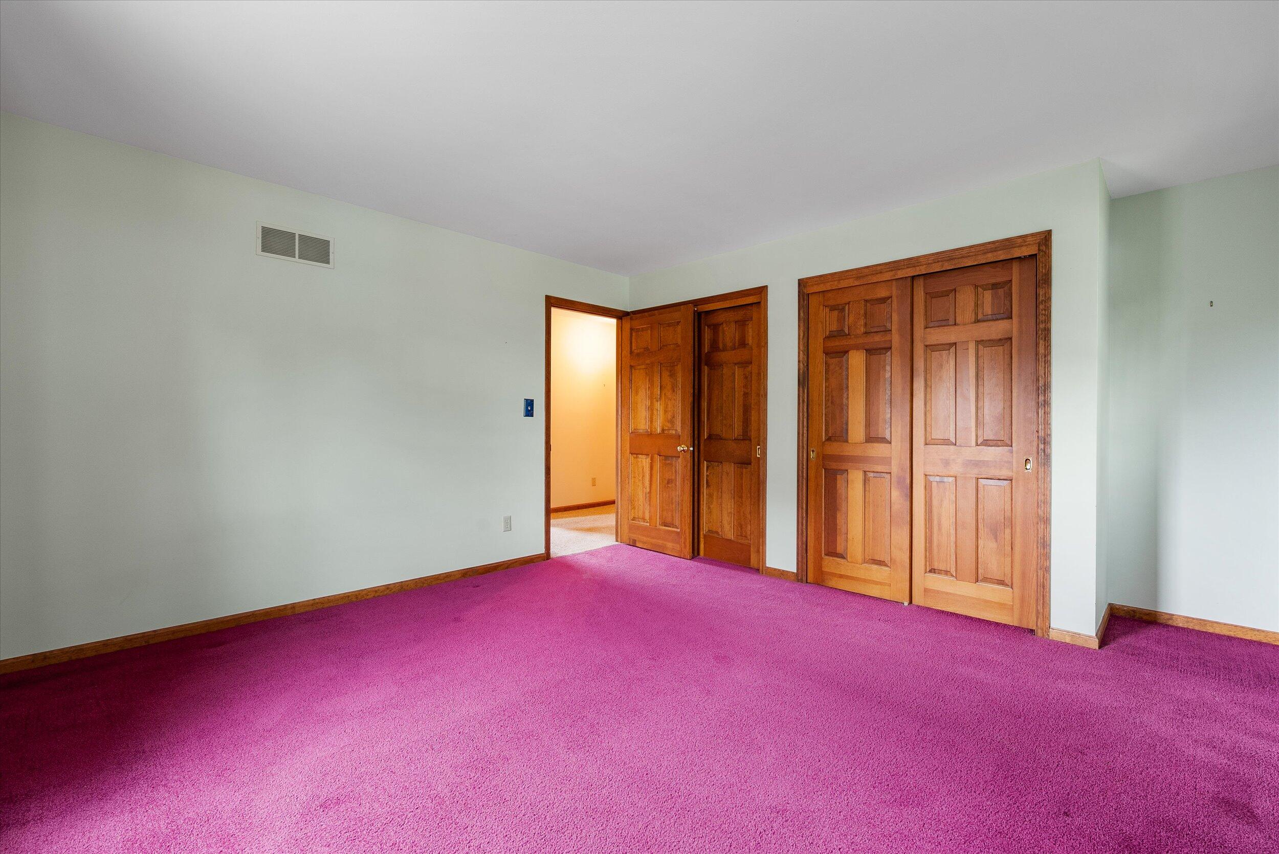 Wisconsin Lake Home for sale (MLS#: 1923046) at 10800 N Norway Dr, in Mequon, Wisconsin. (33 of 55)