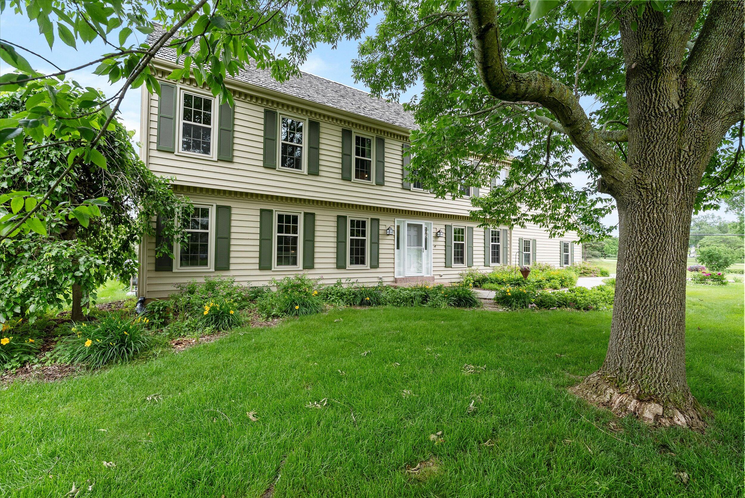 Wisconsin Lake Home for sale (MLS#: 1923046) at 10800 N Norway Dr, in Mequon, Wisconsin. (36 of 55)