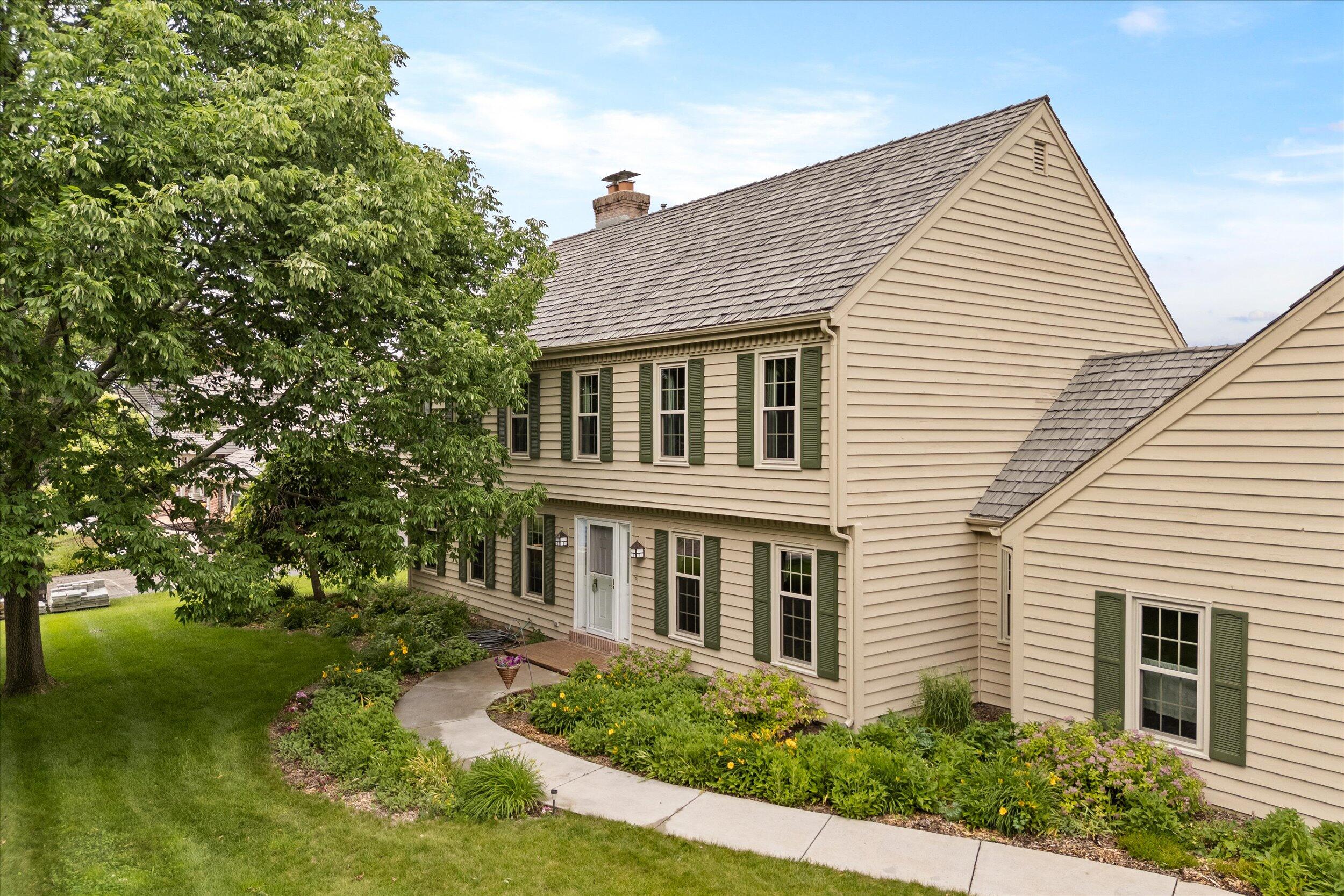 Wisconsin Lake Home for sale (MLS#: 1923046) at 10800 N Norway Dr, in Mequon, Wisconsin. (37 of 55)