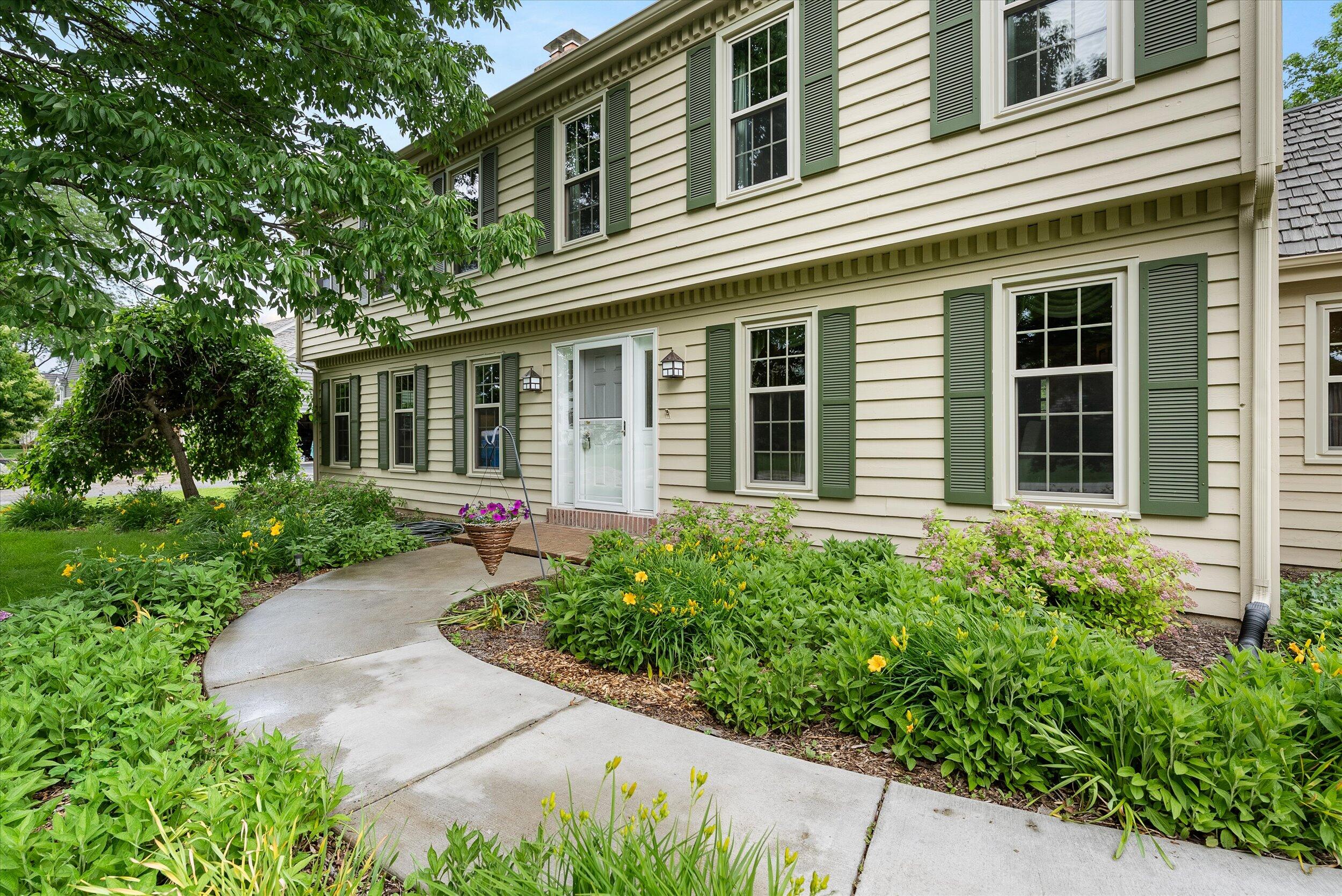 Wisconsin Lake Home for sale (MLS#: 1923046) at 10800 N Norway Dr, in Mequon, Wisconsin. (38 of 55)
