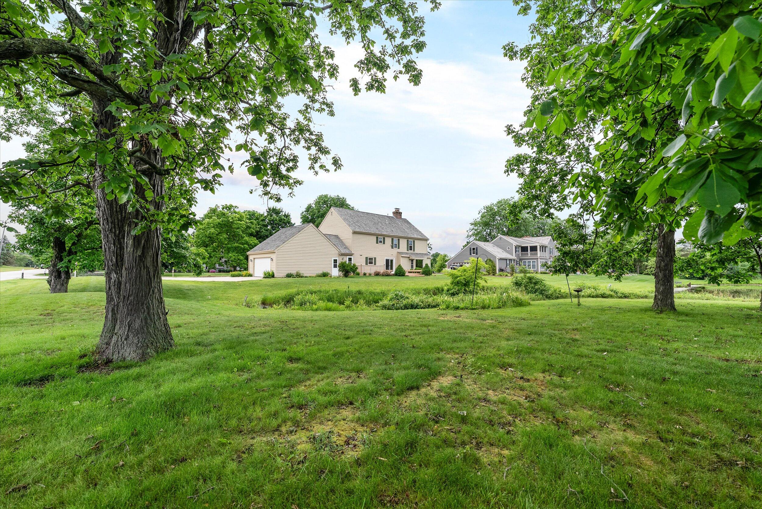Wisconsin Lake Home for sale (MLS#: 1923046) at 10800 N Norway Dr, in Mequon, Wisconsin. (46 of 55)