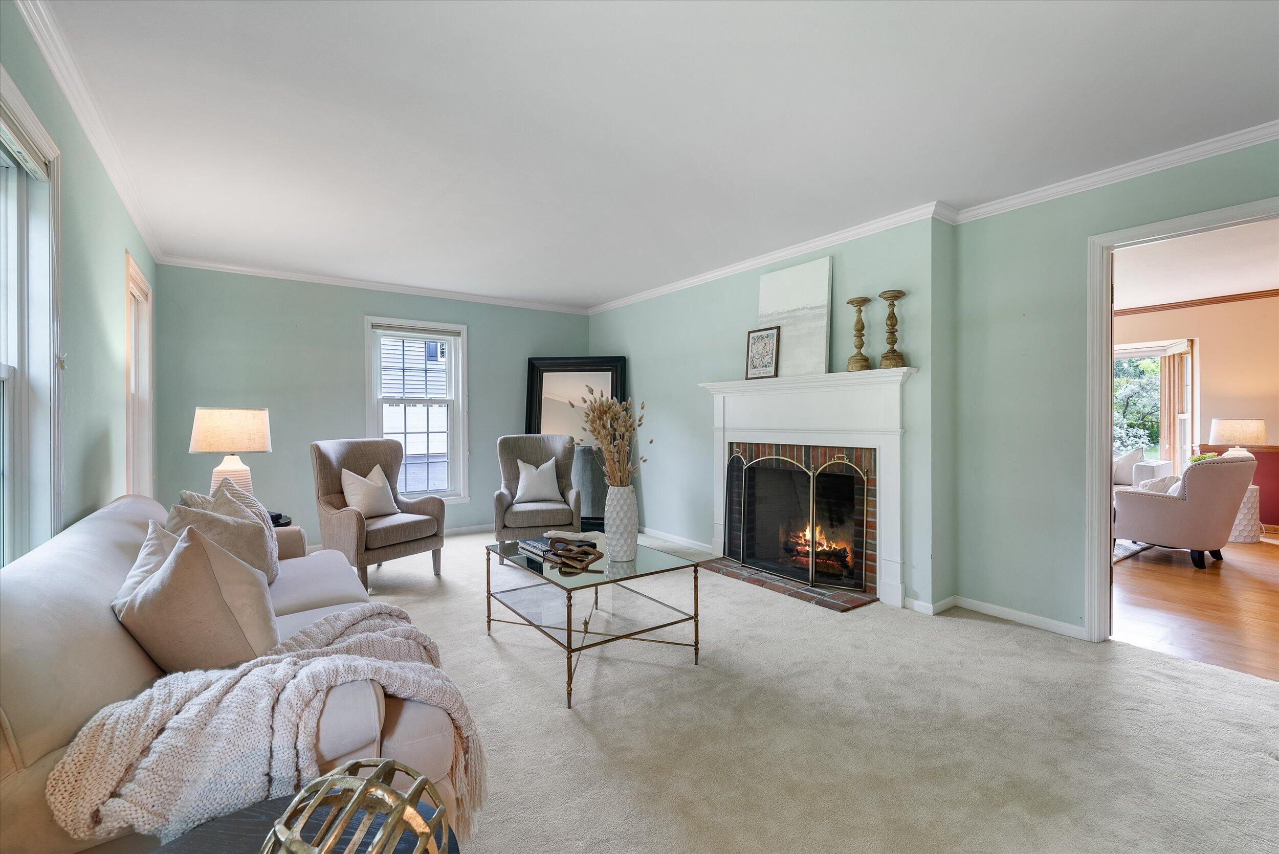 Wisconsin Lake Home for sale (MLS#: 1923046) at 10800 N Norway Dr, in Mequon, Wisconsin. (8 of 55)