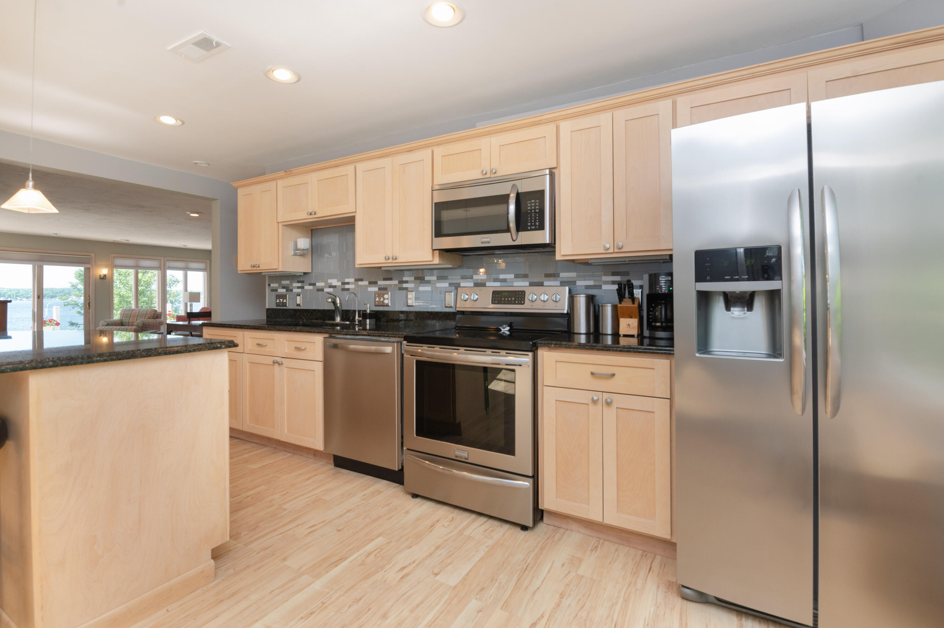 Wisconsin Lake Home for sale (MLS#: 1923064) at N37W26713  Kopmeier Dr, in Pewaukee, Wisconsin. (7 of 24)
