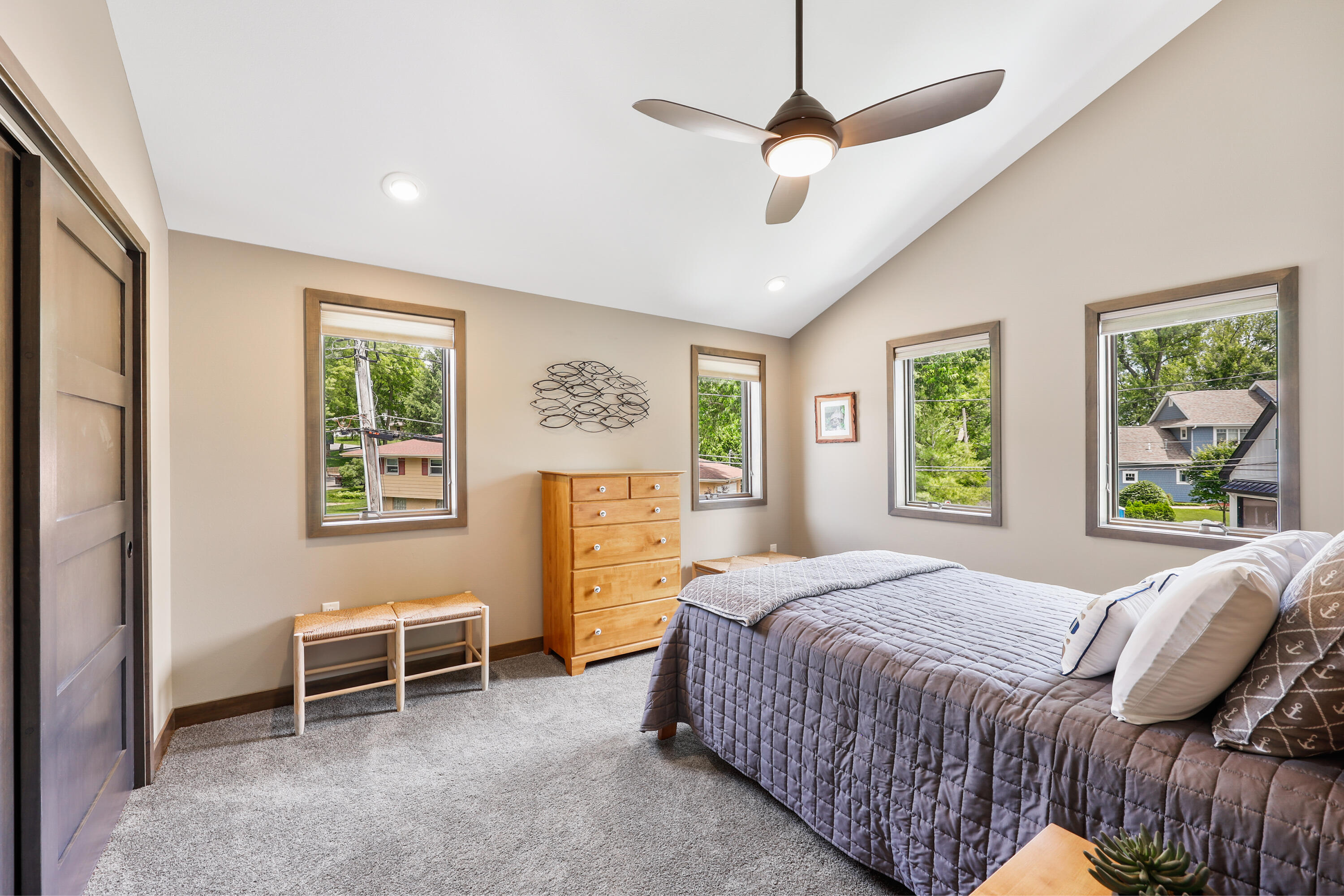 Wisconsin Lake Home for sale (MLS#: 1923066) at 2830  Tomahawk Ct, in Middleton, Wisconsin. (22 of 50)