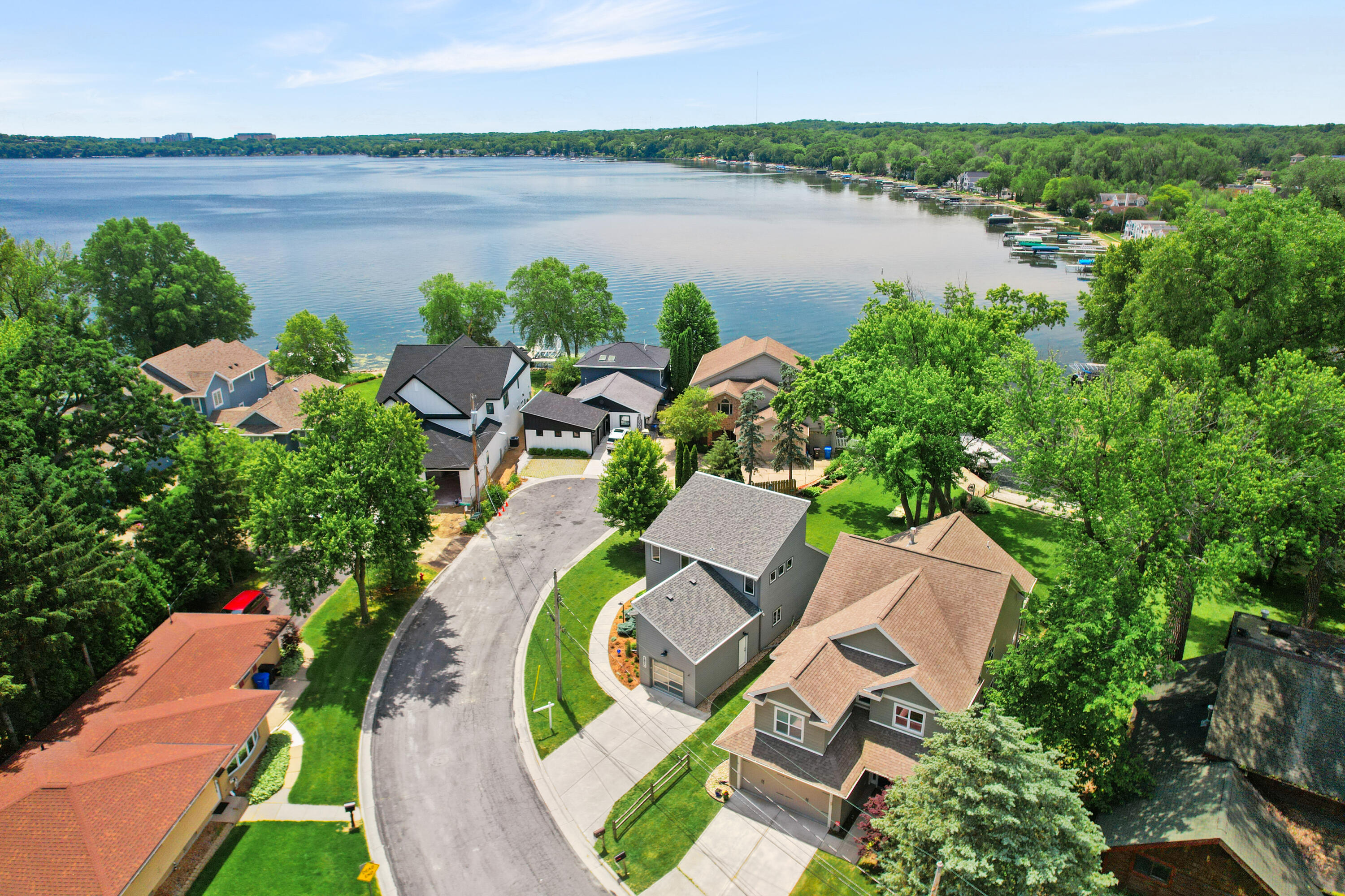 Wisconsin Lake Home for sale (MLS#: 1923066) at 2830  Tomahawk Ct, in Middleton, Wisconsin. (43 of 50)