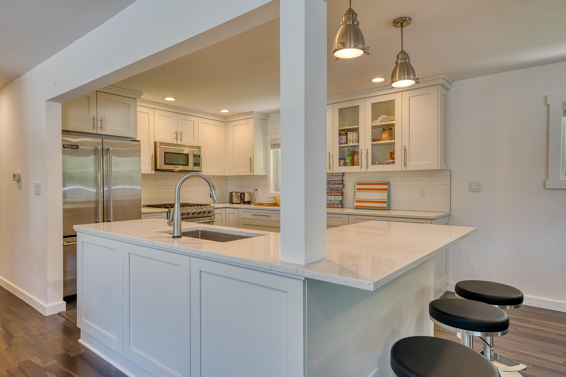 Wisconsin Lake Home for sale (MLS#: 1923261) at 915  Mariane Ter, in Lake Geneva, Wisconsin. (12 of 43)