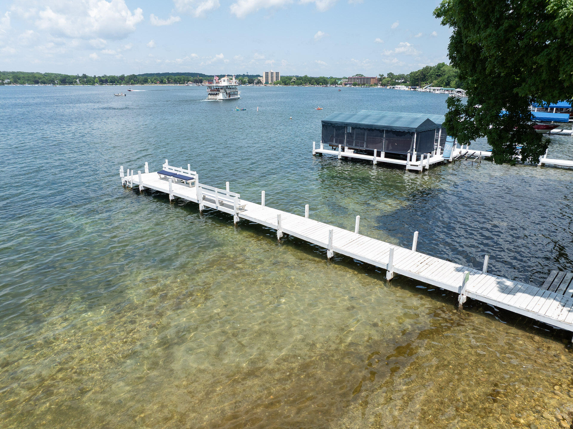 Wisconsin Lake Home for sale (MLS#: 1923261) at 915  Mariane Ter, in Lake Geneva, Wisconsin. (3 of 43)