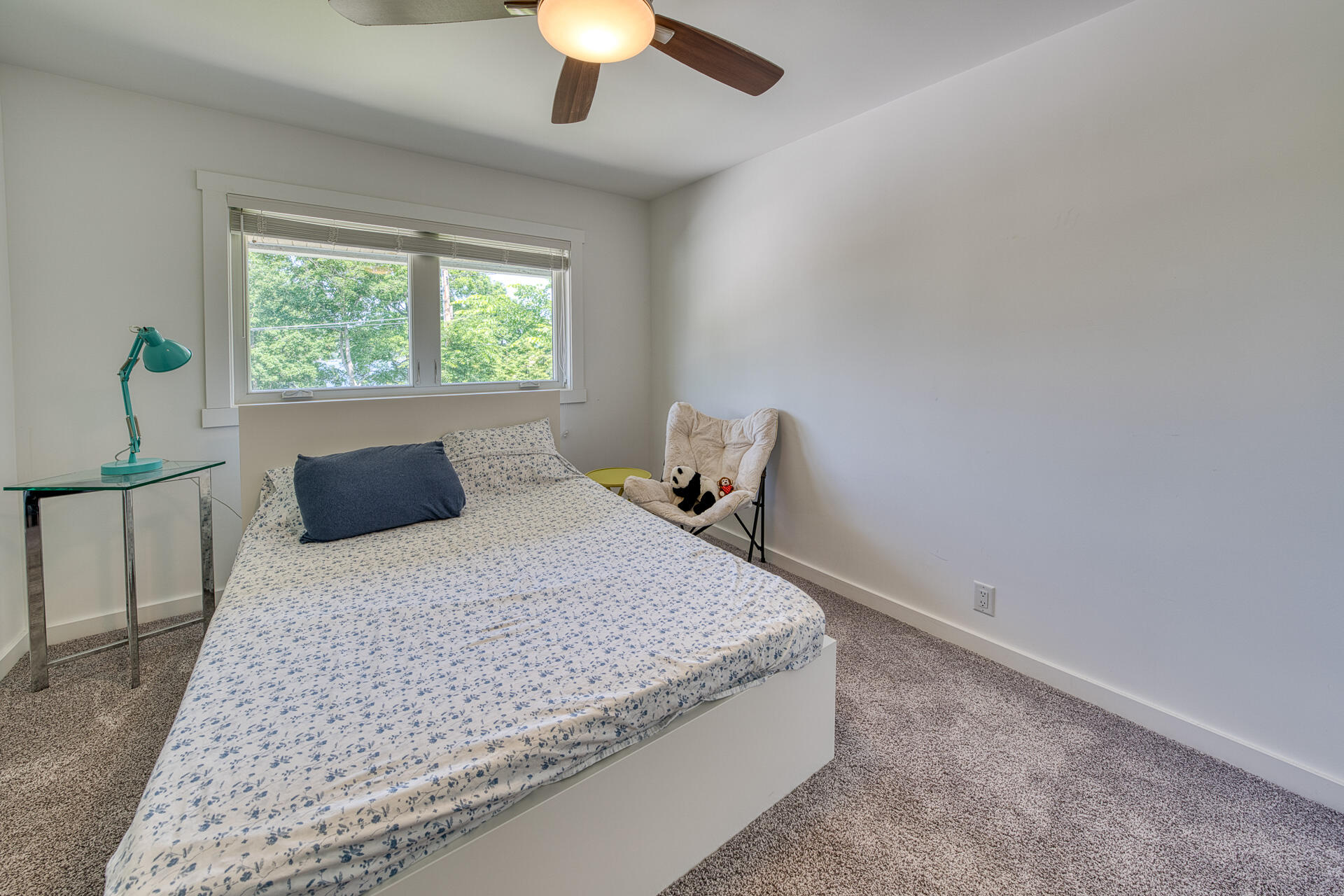 Wisconsin Lake Home for sale (MLS#: 1923261) at 915  Mariane Ter, in Lake Geneva, Wisconsin. (24 of 43)