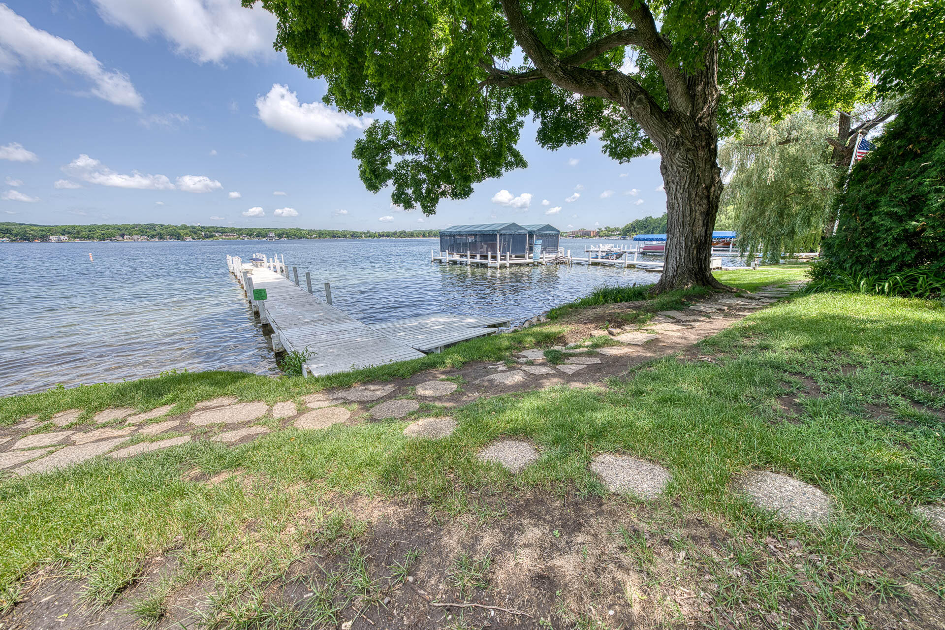 Wisconsin Lake Home for sale (MLS#: 1923261) at 915  Mariane Ter, in Lake Geneva, Wisconsin. (37 of 43)