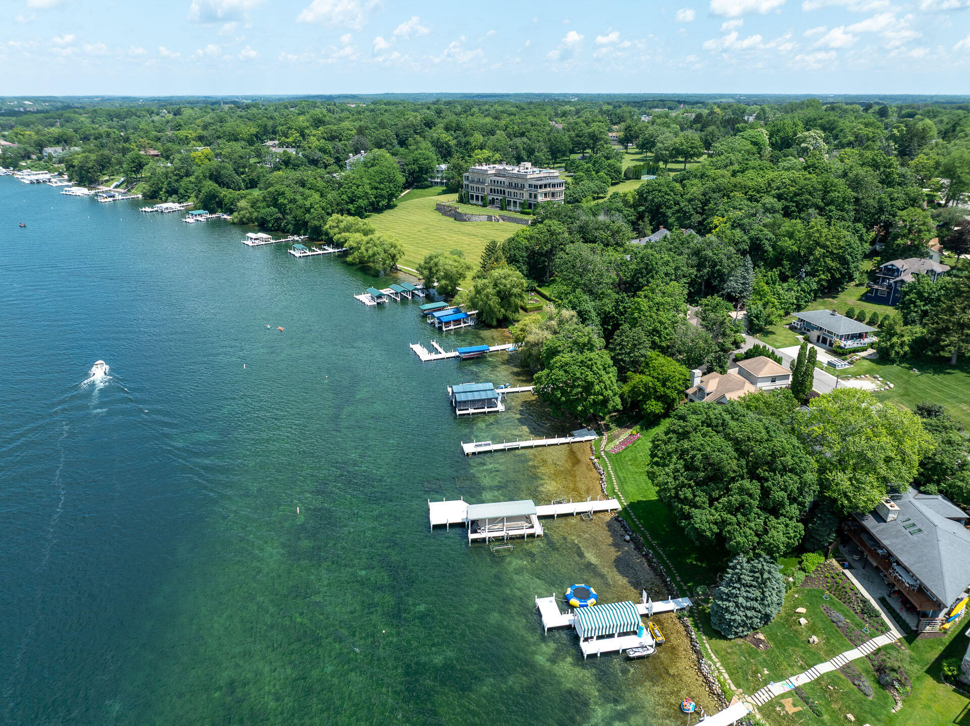 Wisconsin Lake Home for sale (MLS#: 1923261) at 915  Mariane Ter, in Lake Geneva, Wisconsin. (40 of 43)