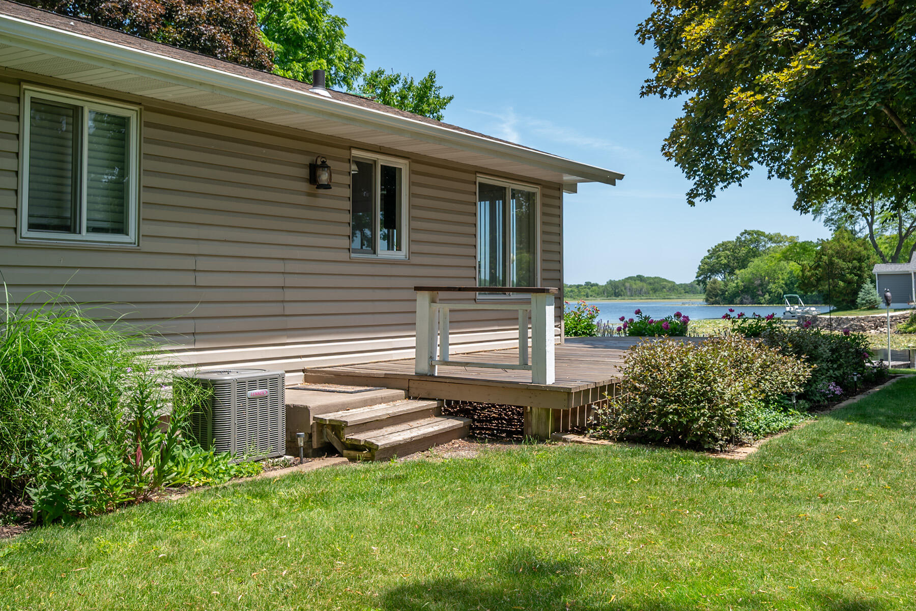 Wisconsin Lake Home for sale (MLS#: 1923292) at 299  Shore Dr, in Palmyra, Wisconsin. (26 of 31)