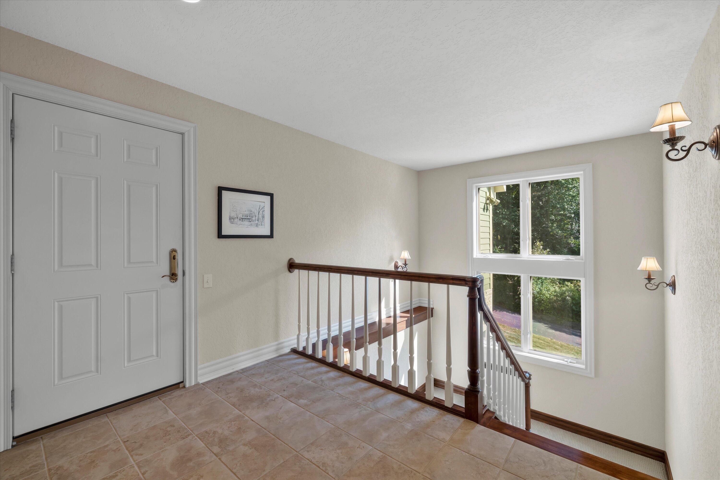 Wisconsin Lake Home for sale (MLS#: 1923323) at 5337  Quaas Dr, in West Bend, Wisconsin. (37 of 85)