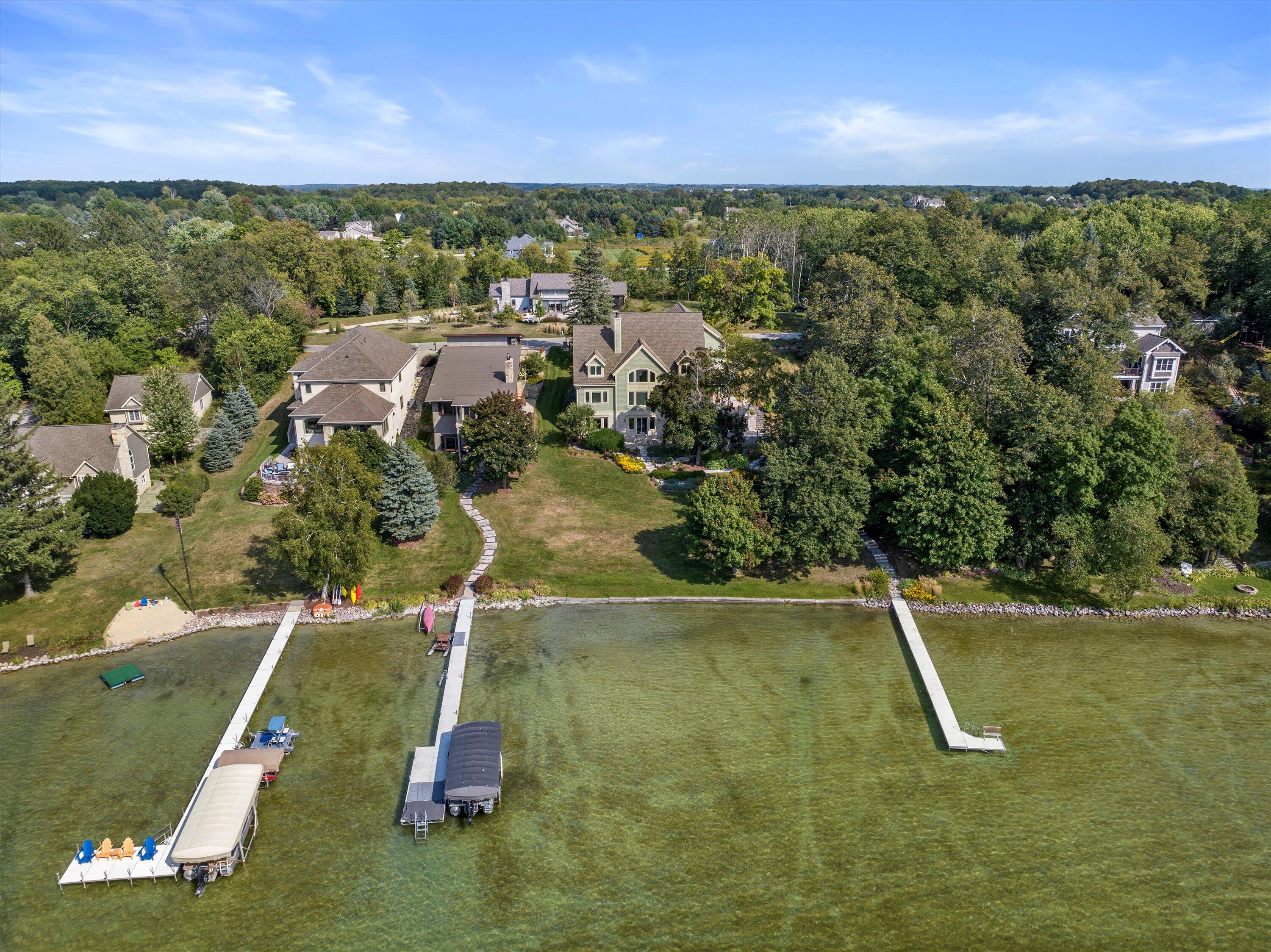 Wisconsin Lake Home for sale (MLS#: 1923323) at 5337  Quaas Dr, in West Bend, Wisconsin. (38 of 85)