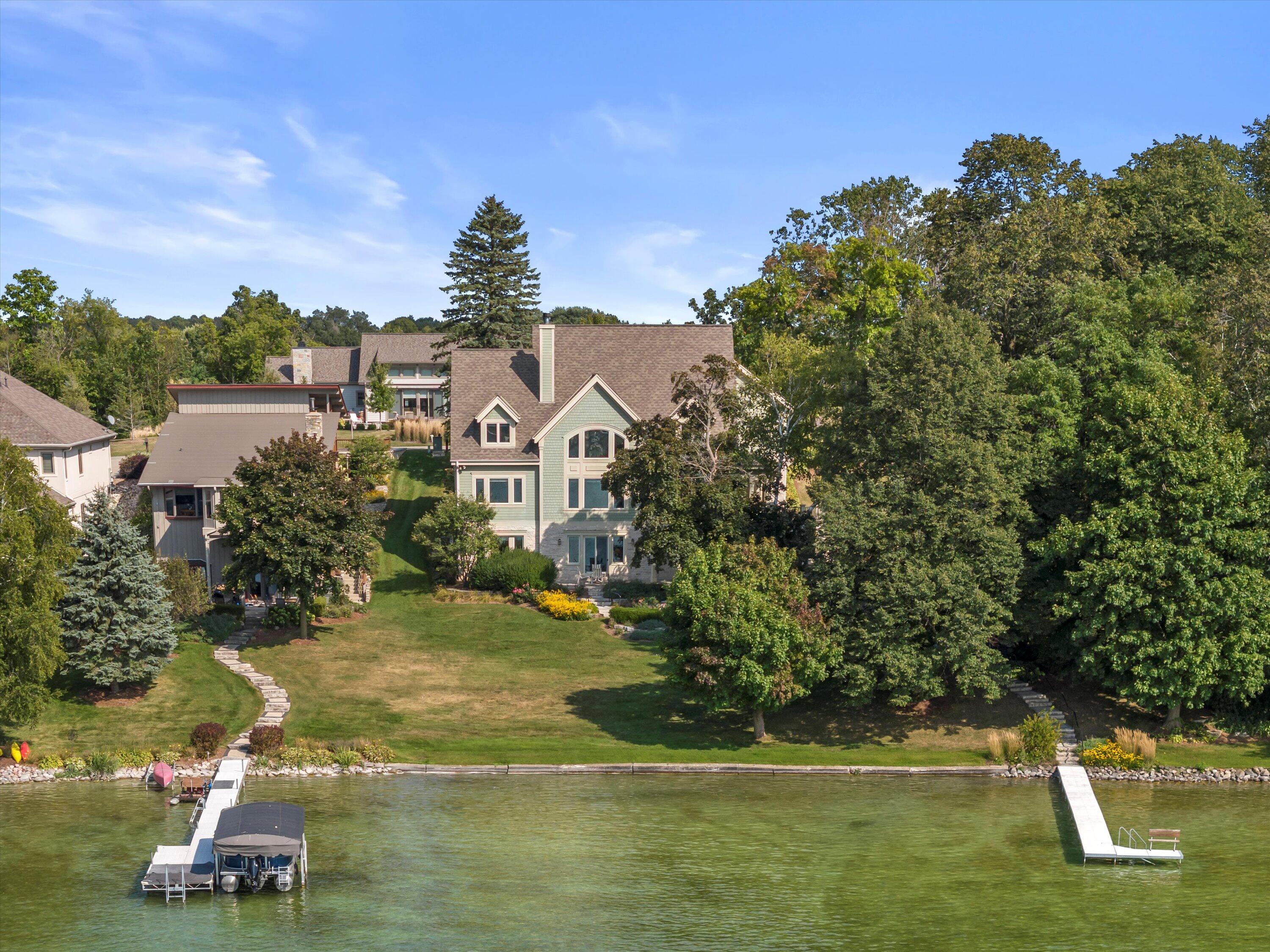 Wisconsin Lake Home for sale (MLS#: 1923323) at 5337  Quaas Dr, in West Bend, Wisconsin. (40 of 85)