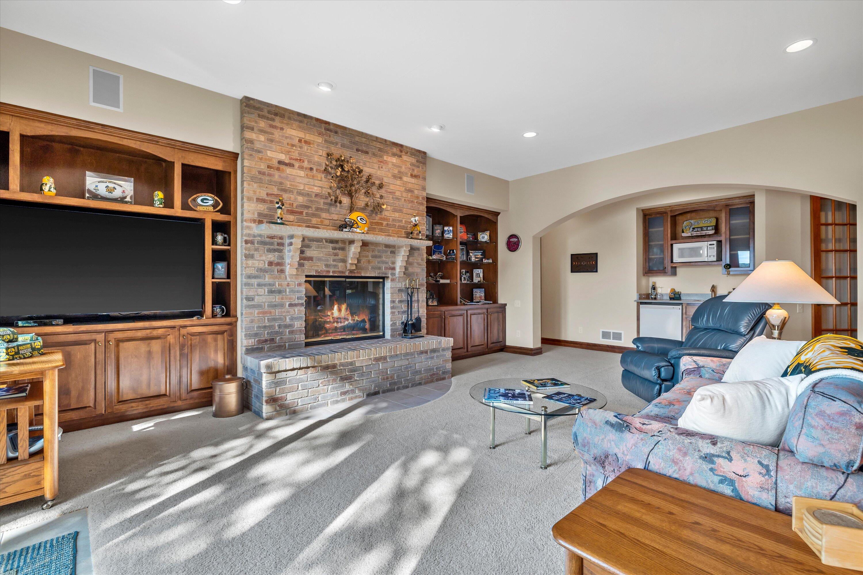 Wisconsin Lake Home for sale (MLS#: 1923323) at 5337  Quaas Dr, in West Bend, Wisconsin. (56 of 85)