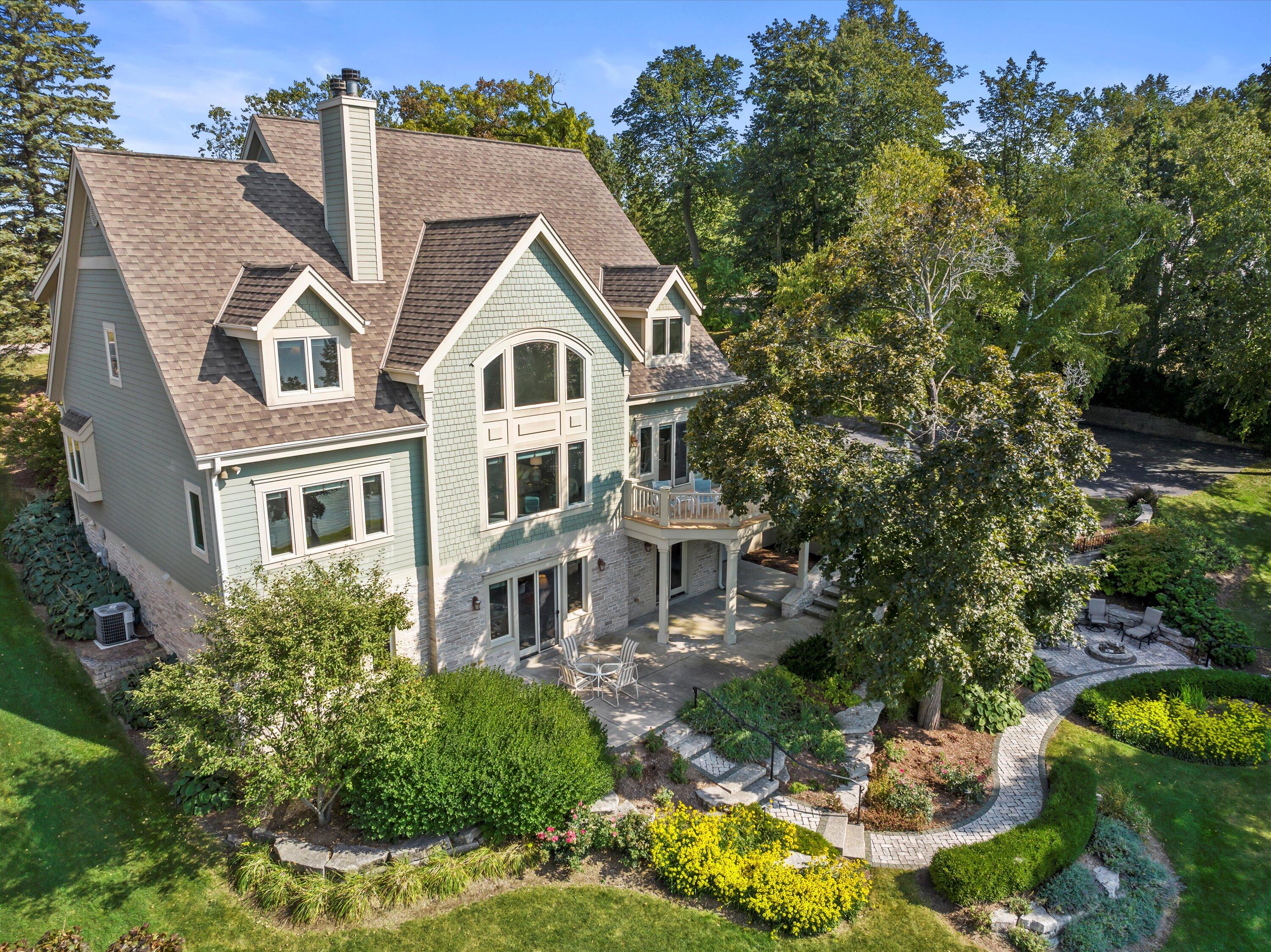 Wisconsin Lake Home for sale (MLS#: 1923323) at 5337  Quaas Dr, in West Bend, Wisconsin. (8 of 85)