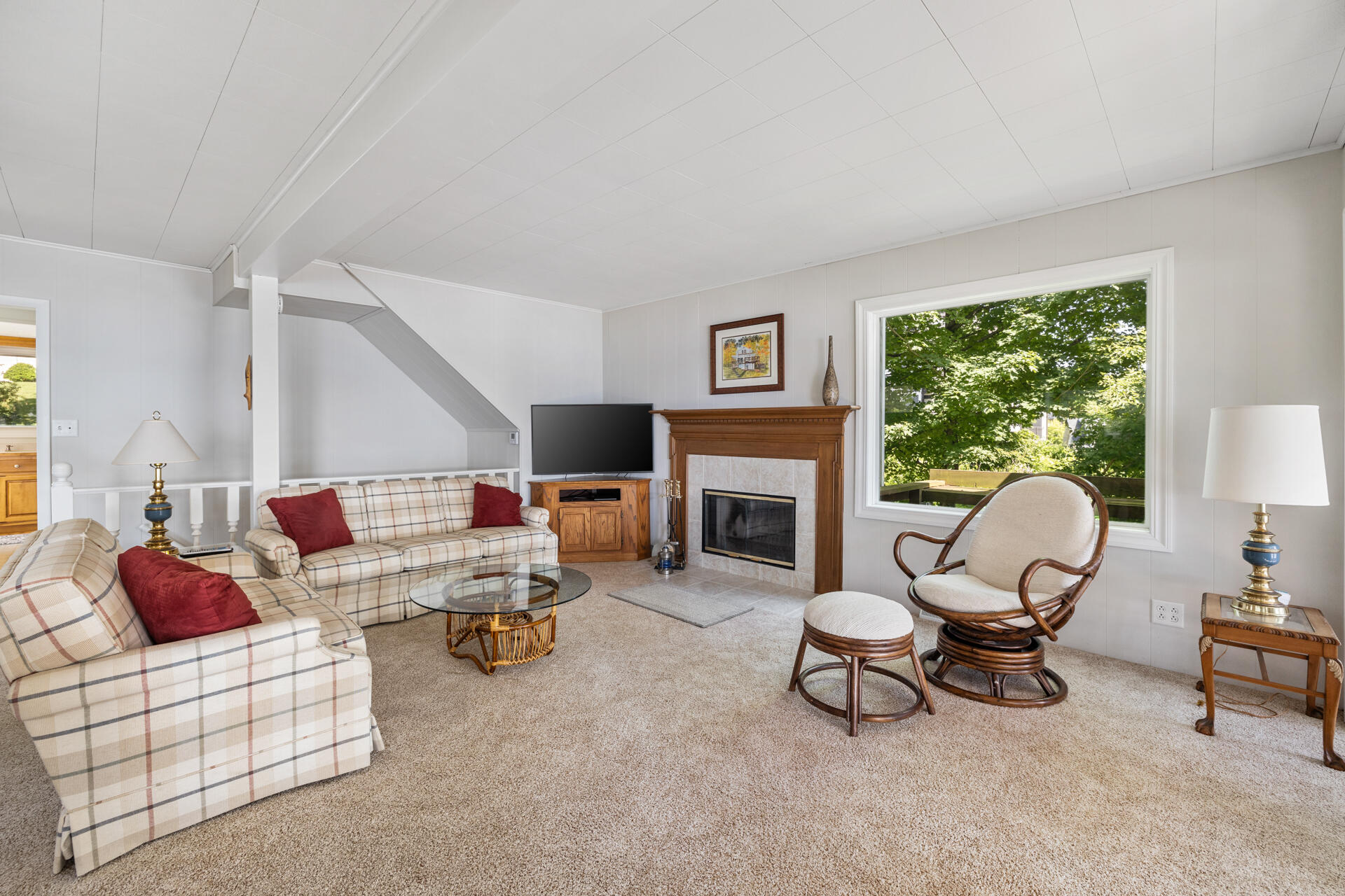 Wisconsin Lake Home for sale (MLS#: 1923334) at 5324  Boettcher Dr 5322, in West Bend, Wisconsin. (13 of 38)