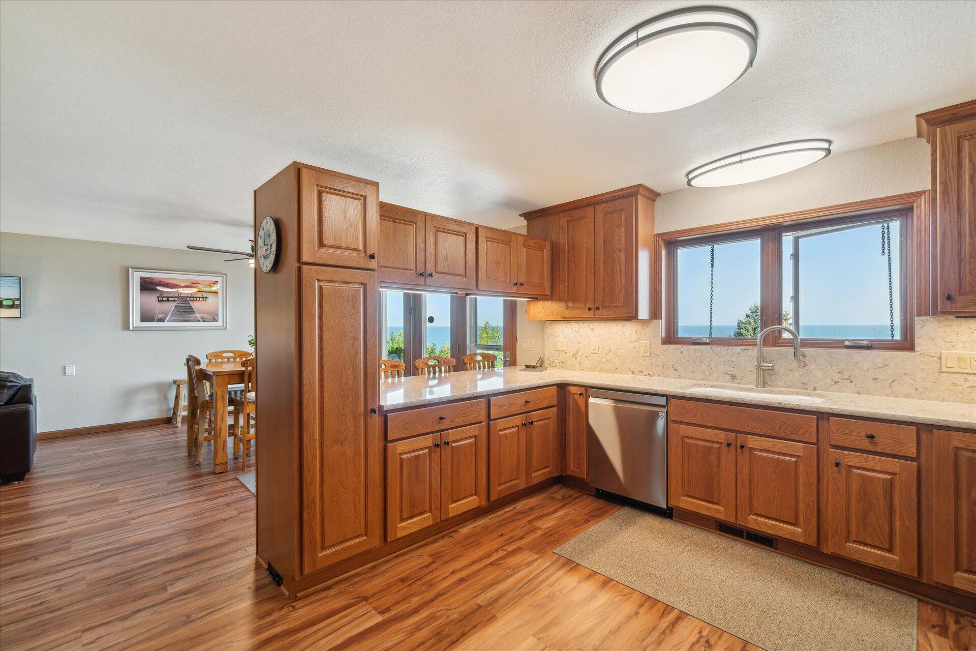 Wisconsin Lake Home for sale (MLS#: 1923420) at 7001  Novak Rd, in Caledonia, Wisconsin. (13 of 88)