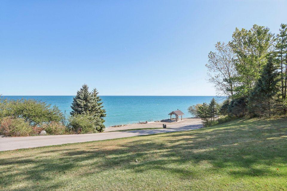 Wisconsin Lake Home for sale (MLS#: 1923420) at 7001  Novak Rd, in Caledonia, Wisconsin. (47 of 88)