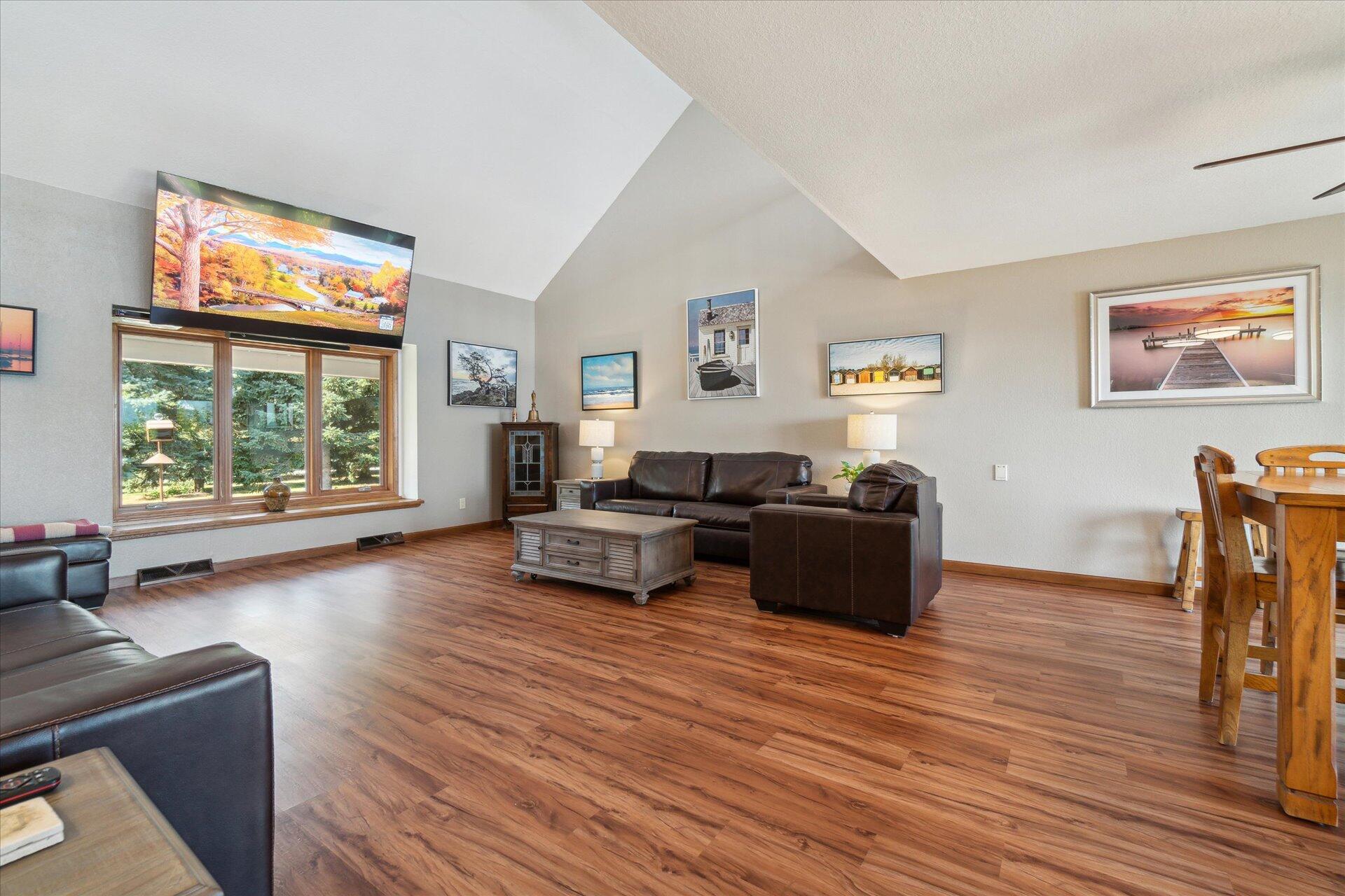 Wisconsin Lake Home for sale (MLS#: 1923420) at 7001  Novak Rd, in Caledonia, Wisconsin. (8 of 88)