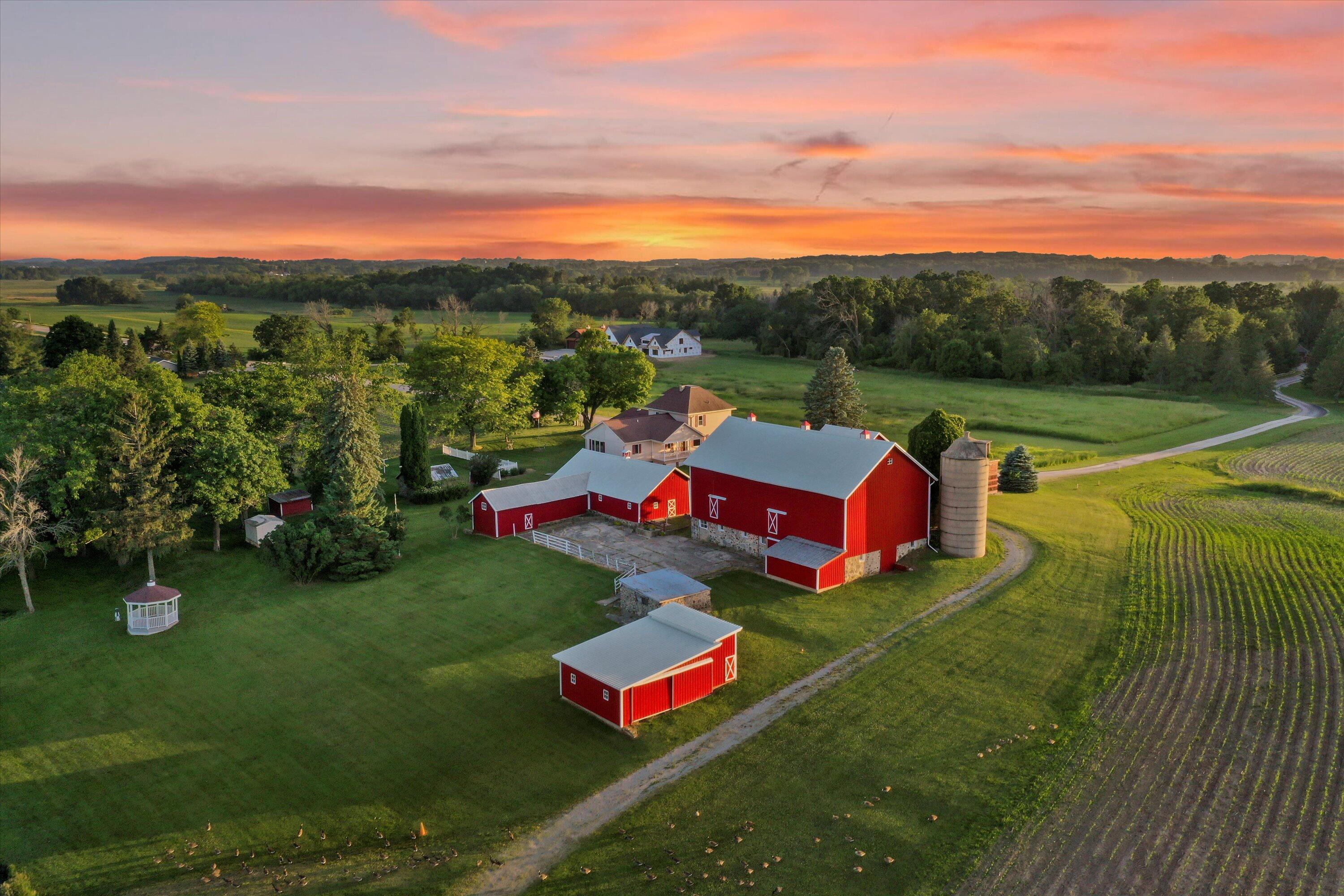 Wisconsin Lake Home for sale (MLS#: 1923707) at N4554  Lakeview Rd, in Hustisford, Wisconsin. (11 of 79)