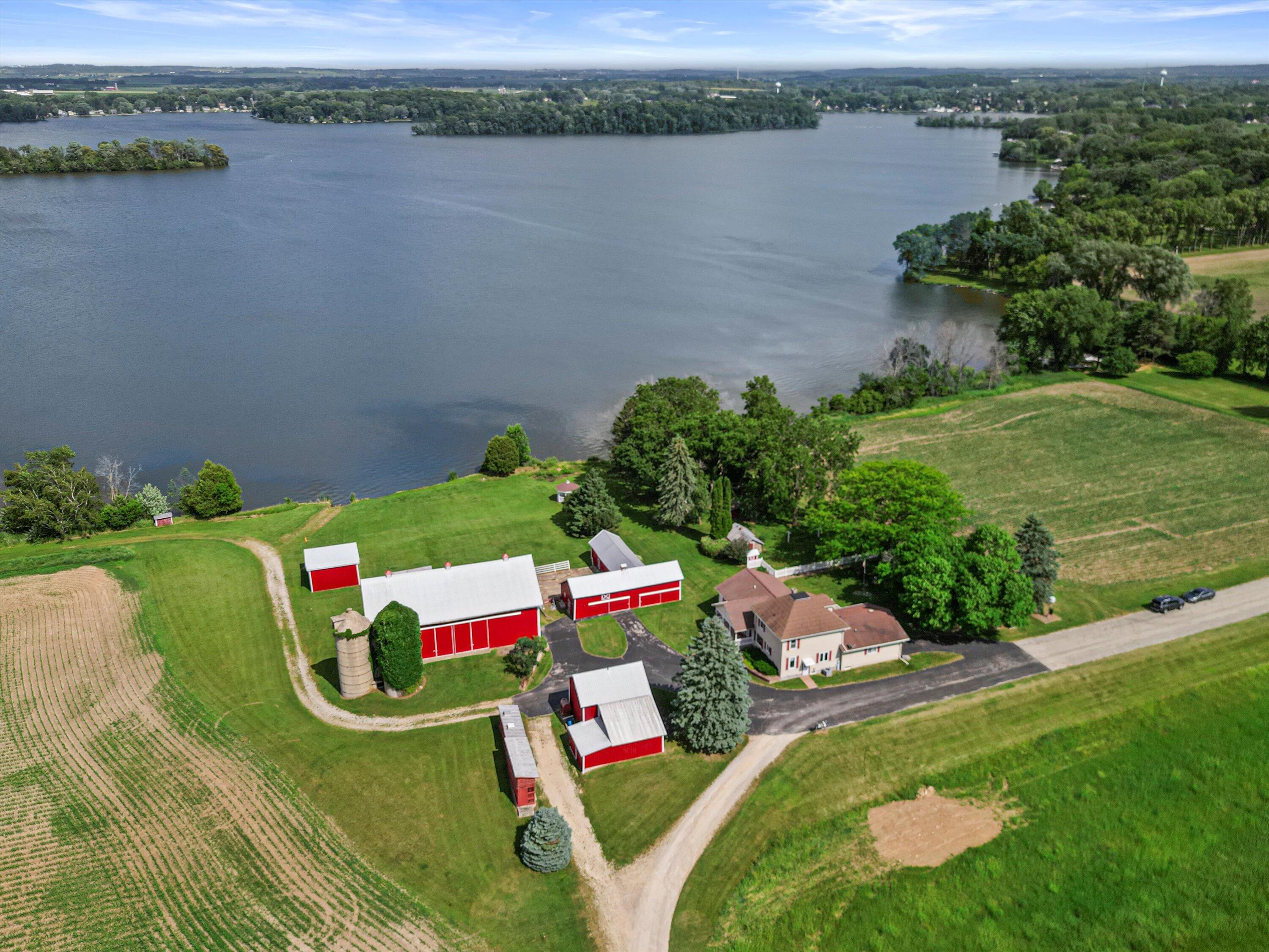 Wisconsin Lake Home for sale (MLS#: 1923707) at N4554  Lakeview Rd, in Hustisford, Wisconsin. (12 of 79)