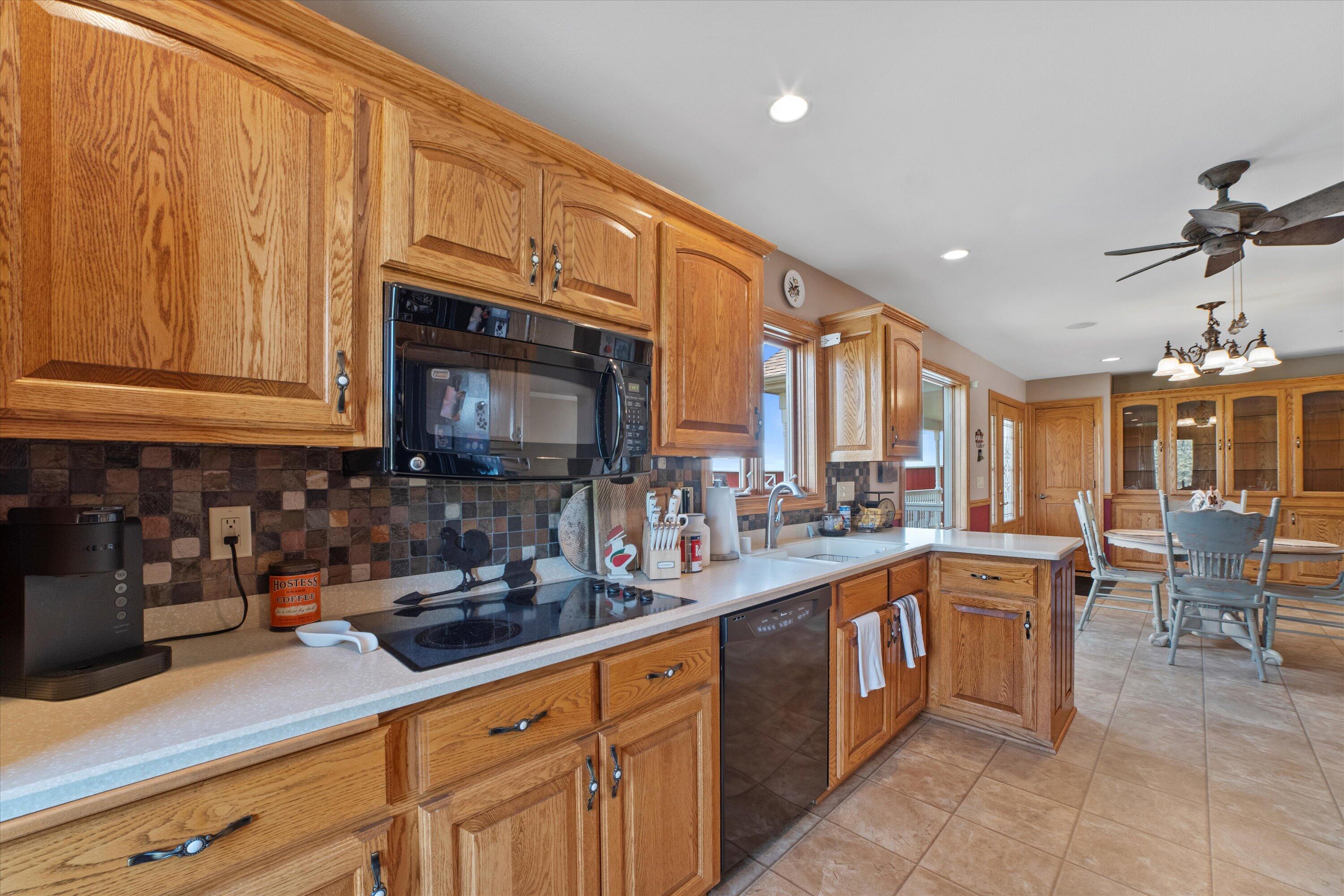 Wisconsin Lake Home for sale (MLS#: 1923707) at N4554  Lakeview Rd, in Hustisford, Wisconsin. (23 of 79)