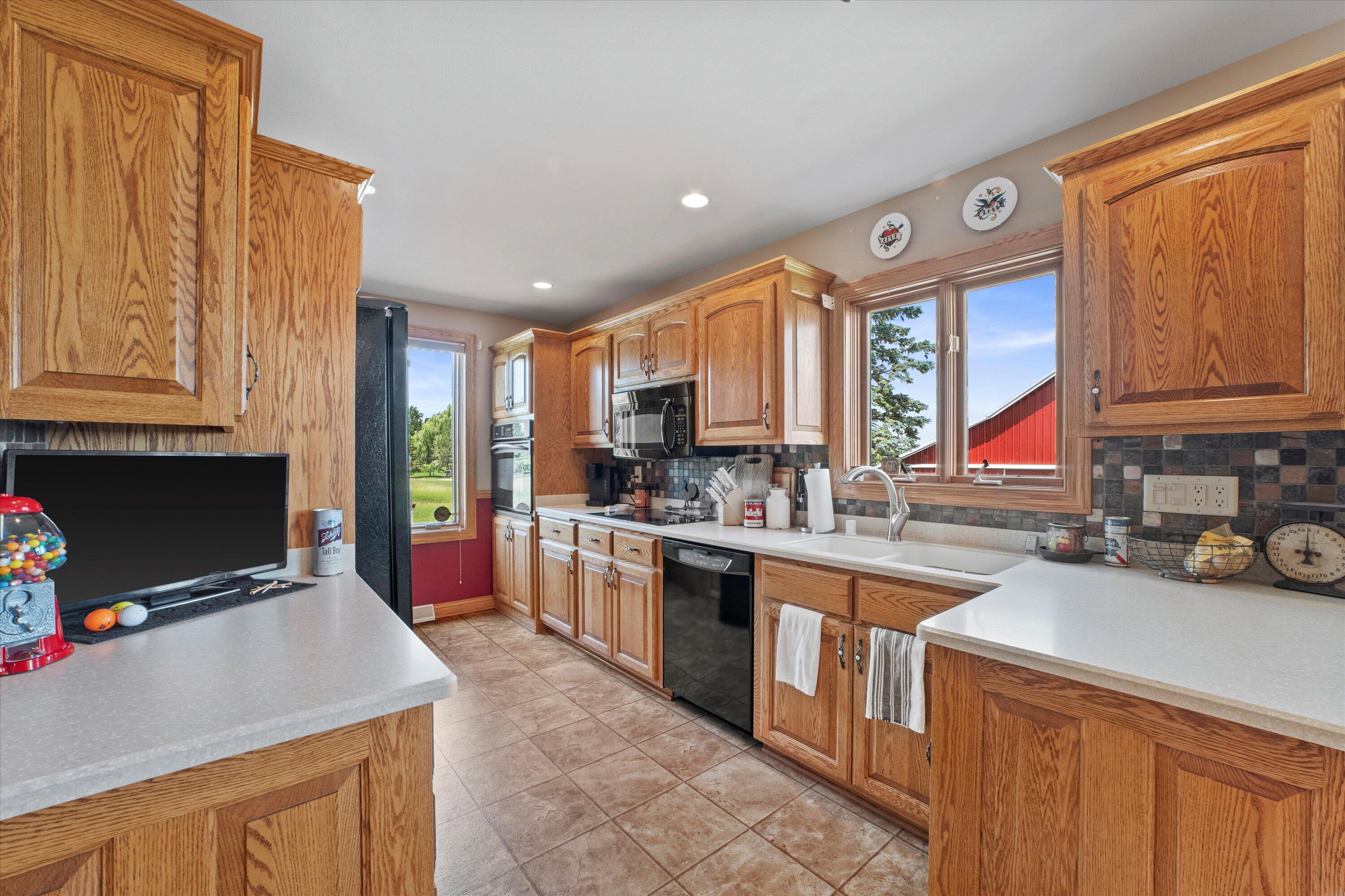 Wisconsin Lake Home for sale (MLS#: 1923707) at N4554  Lakeview Rd, in Hustisford, Wisconsin. (24 of 79)