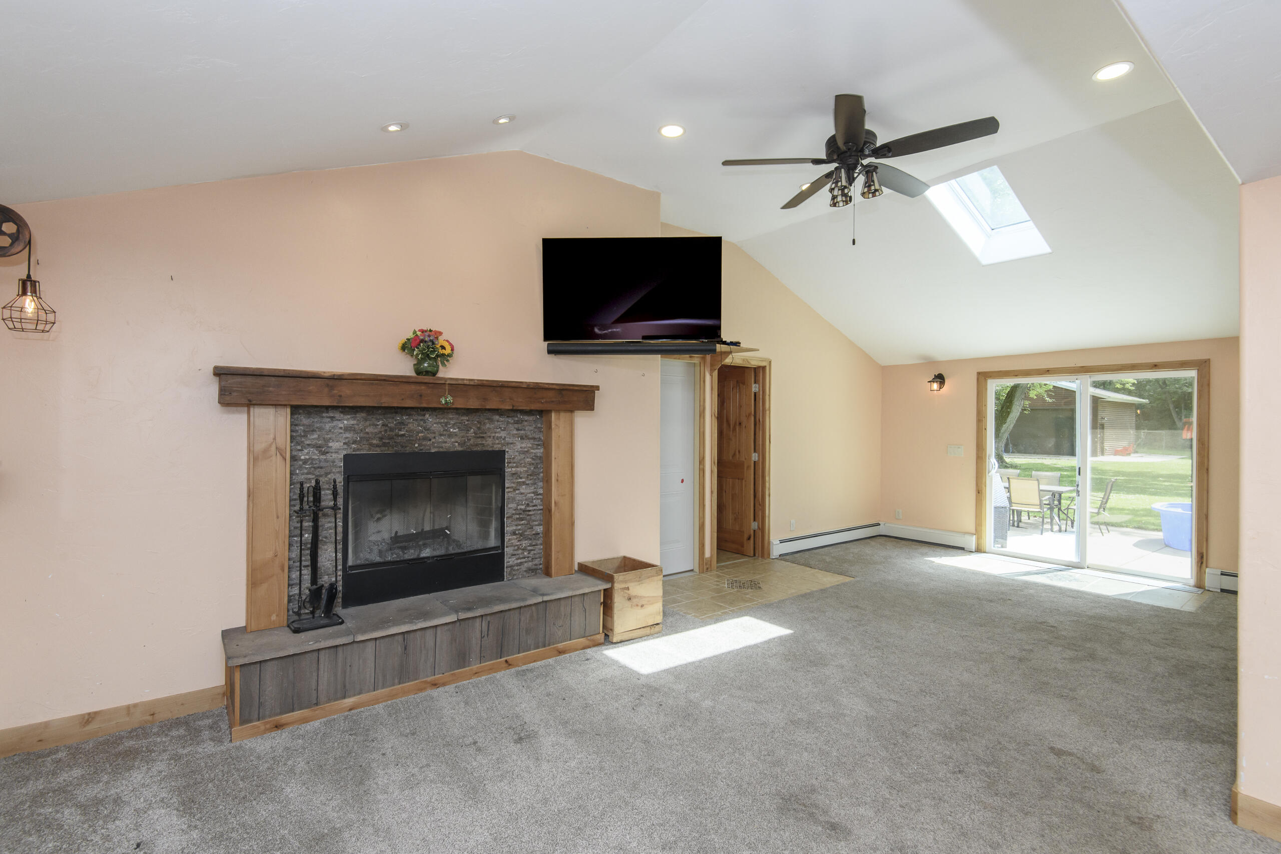 Wisconsin Lake Home for sale (MLS#: 1923742) at W378S5089 W Pretty Lake Rd, in Ottawa, Wisconsin. (10 of 62)