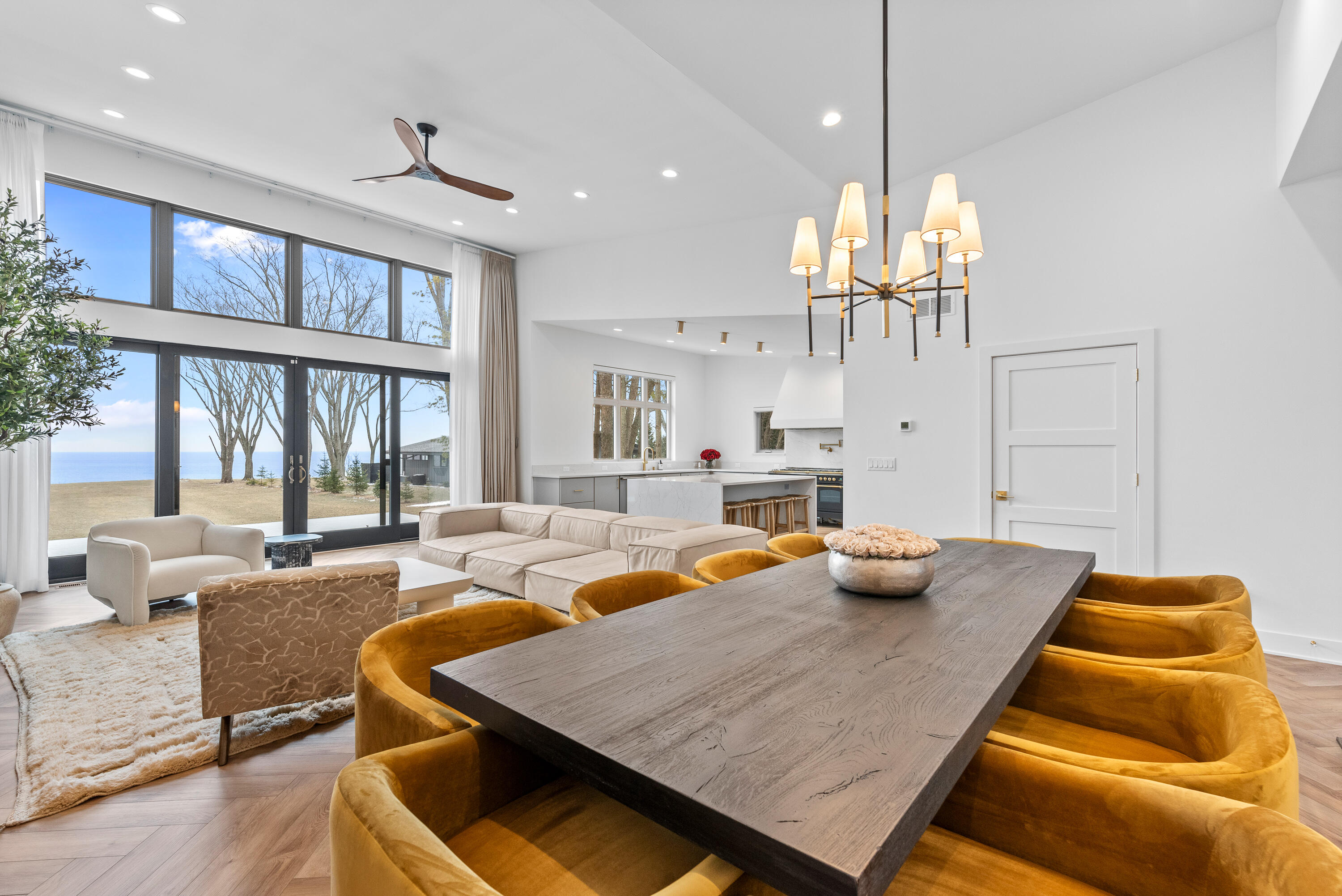 Wisconsin Lake Home for sale (MLS#: 1923772) at 13480 N Lakewood Dr, in Mequon, Wisconsin. (6 of 74)