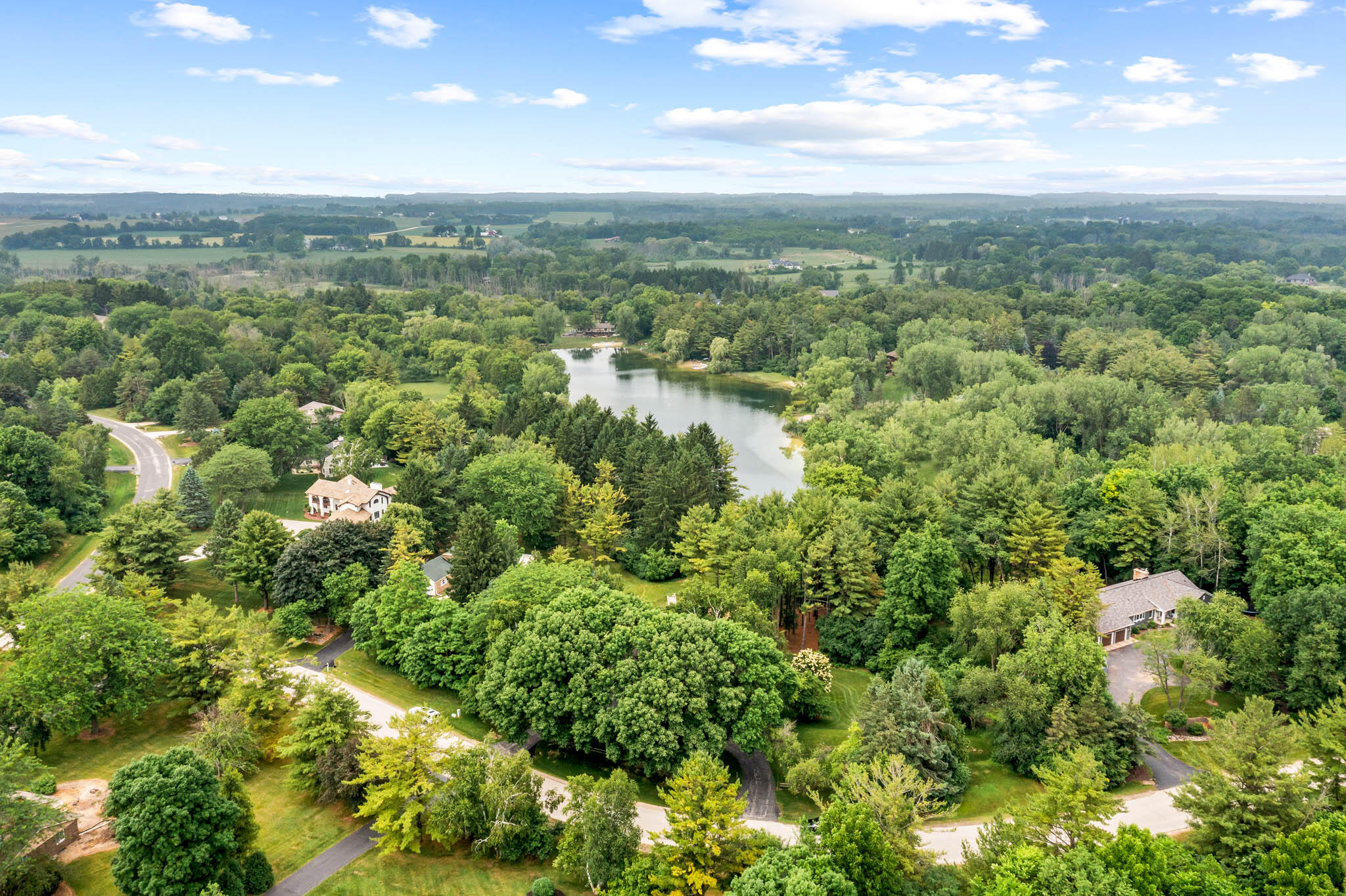Wisconsin Lake Home for sale (MLS#: 1923859) at 10930  Hidden Valley Dr, in Cedarburg, Wisconsin. (44 of 45)