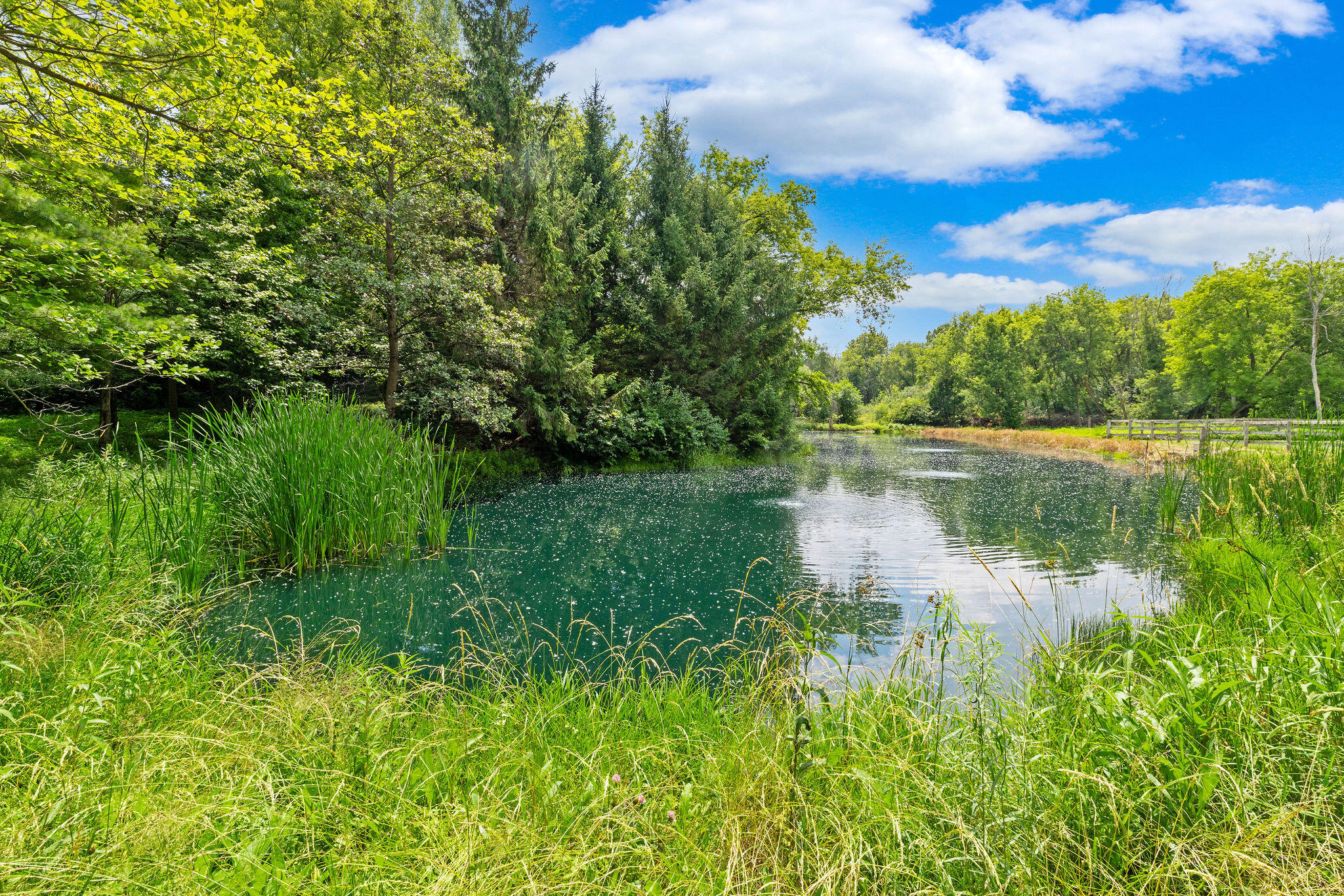 Wisconsin Lake Home for sale (MLS#: 1923864) at 10524 N O'Connell Ln, in Mequon, Wisconsin. (29 of 33)