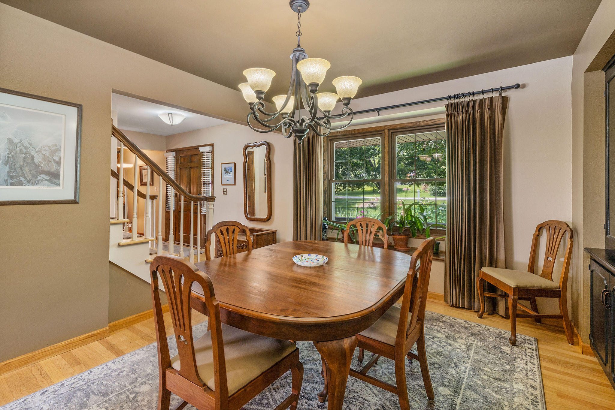 Wisconsin Lake Home for sale (MLS#: 1923864) at 10524 N O'Connell Ln, in Mequon, Wisconsin. (5 of 33)