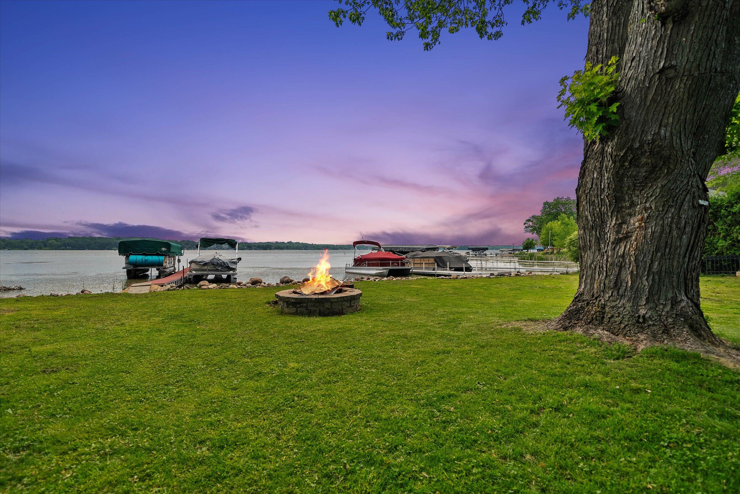 Wisconsin Lake Home for sale (MLS#: 1923887) at 620  Kopmeier Dr, in Pewaukee, Wisconsin. (35 of 48)