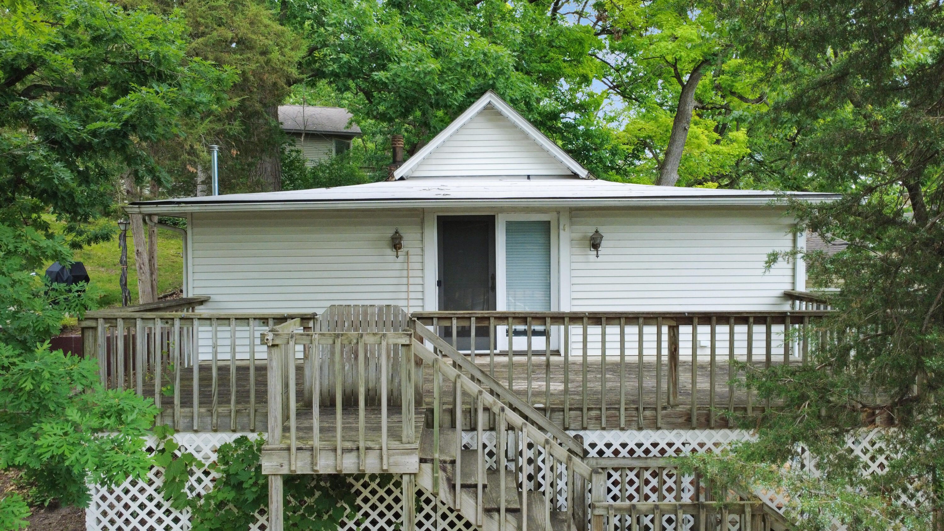 Wisconsin Lake Home for sale (MLS#: 1923923) at 332  Oak Ridge Dr, in Twin Lakes, Wisconsin. (2 of 27)