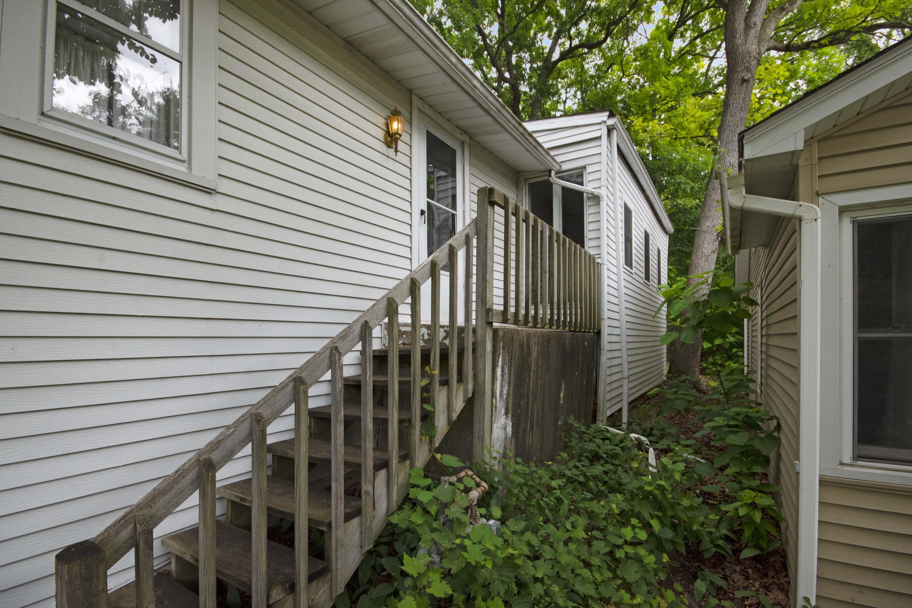 Wisconsin Lake Home for sale (MLS#: 1923923) at 332  Oak Ridge Dr, in Twin Lakes, Wisconsin. (17 of 27)