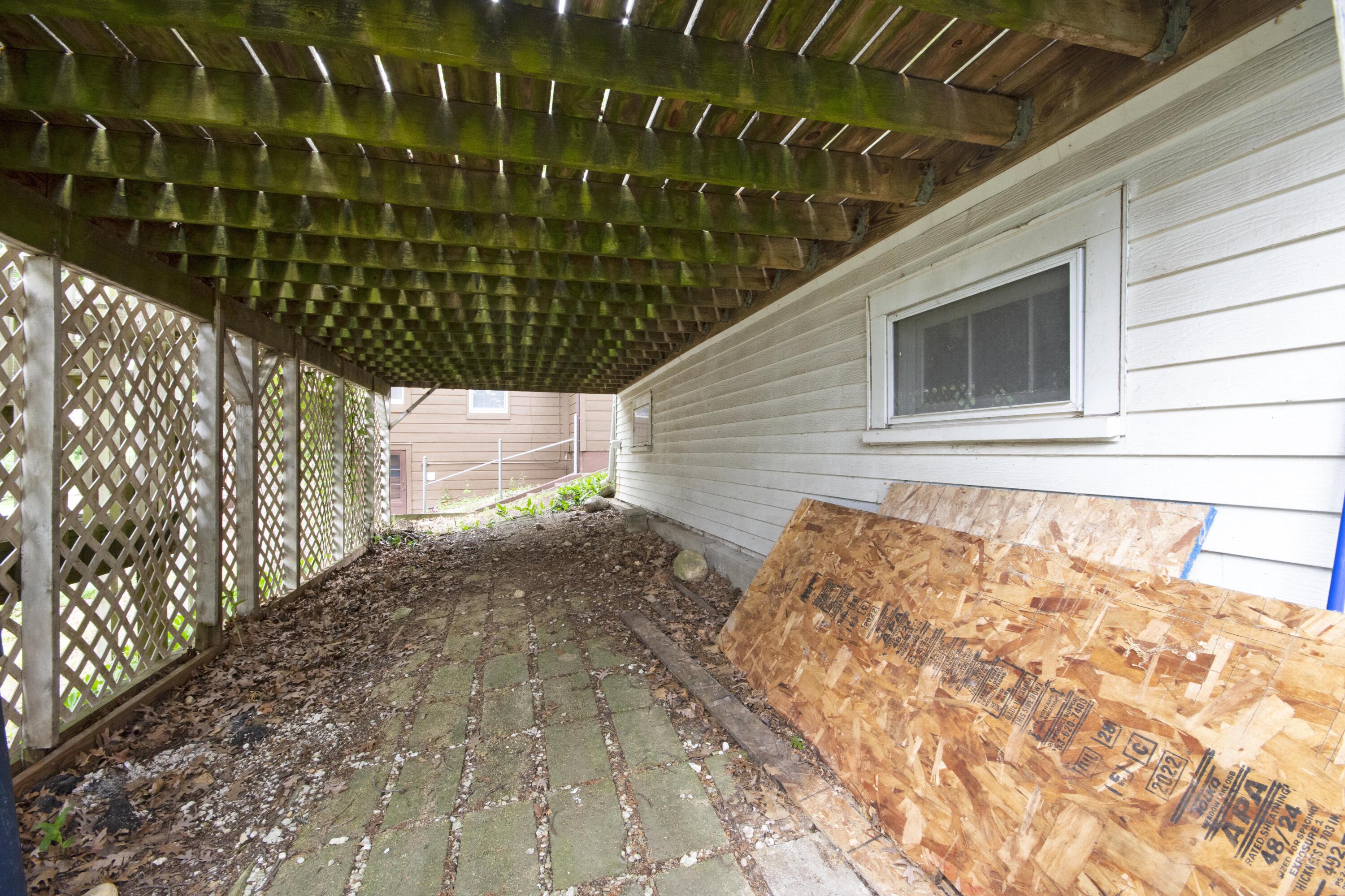 Wisconsin Lake Home for sale (MLS#: 1923923) at 332  Oak Ridge Dr, in Twin Lakes, Wisconsin. (18 of 27)