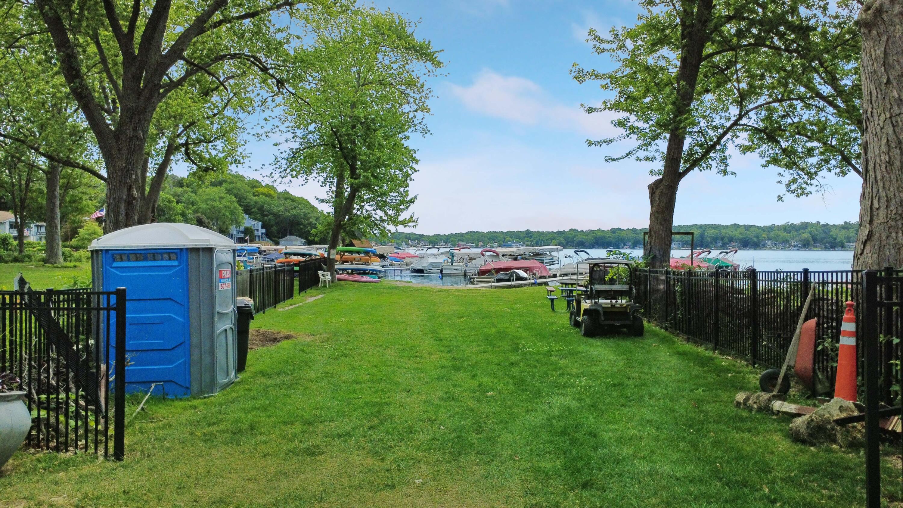 Wisconsin Lake Home for sale (MLS#: 1923923) at 332  Oak Ridge Dr, in Twin Lakes, Wisconsin. (22 of 27)