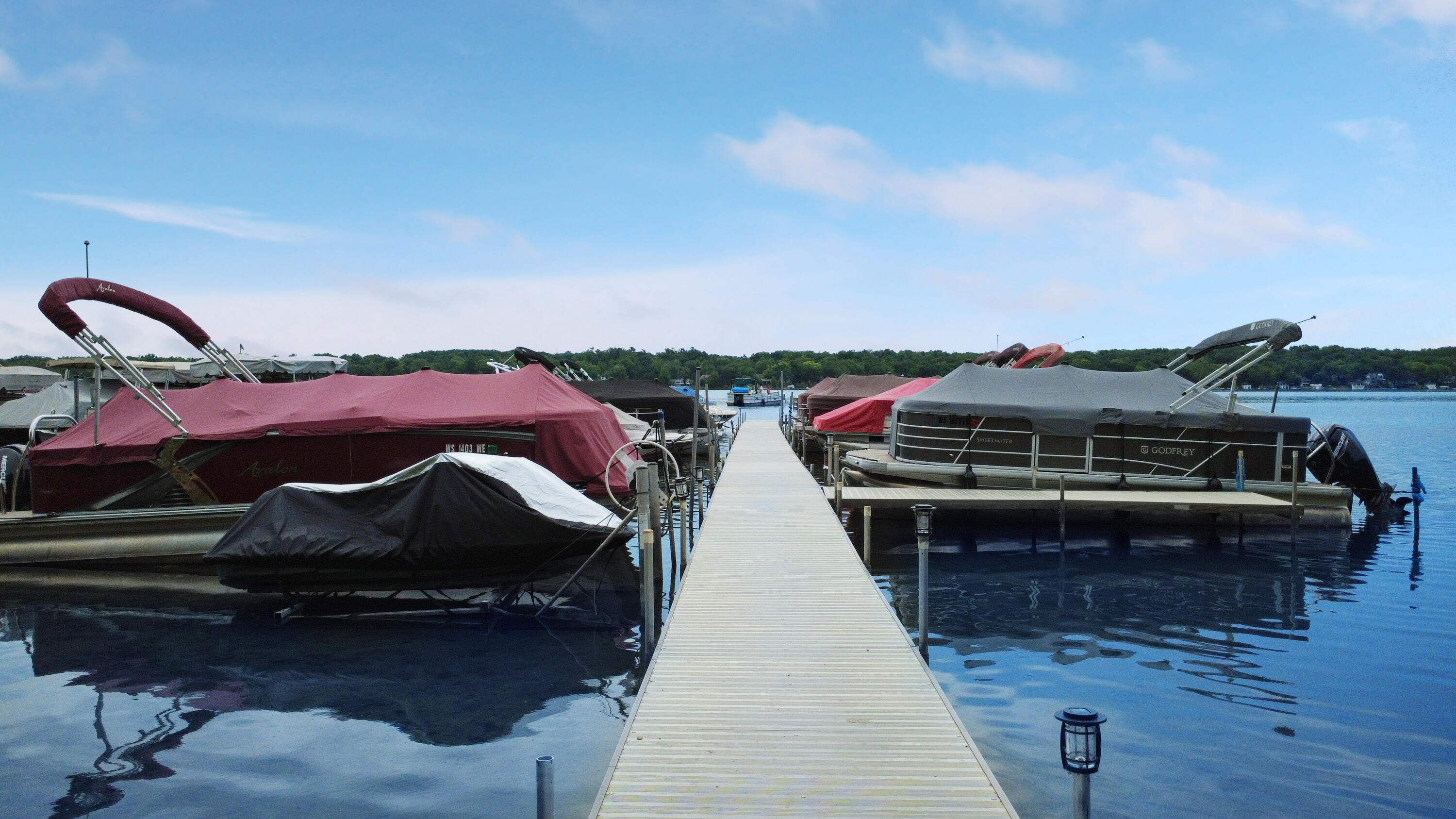 Wisconsin Lake Home for sale (MLS#: 1923923) at 332  Oak Ridge Dr, in Twin Lakes, Wisconsin. (24 of 27)