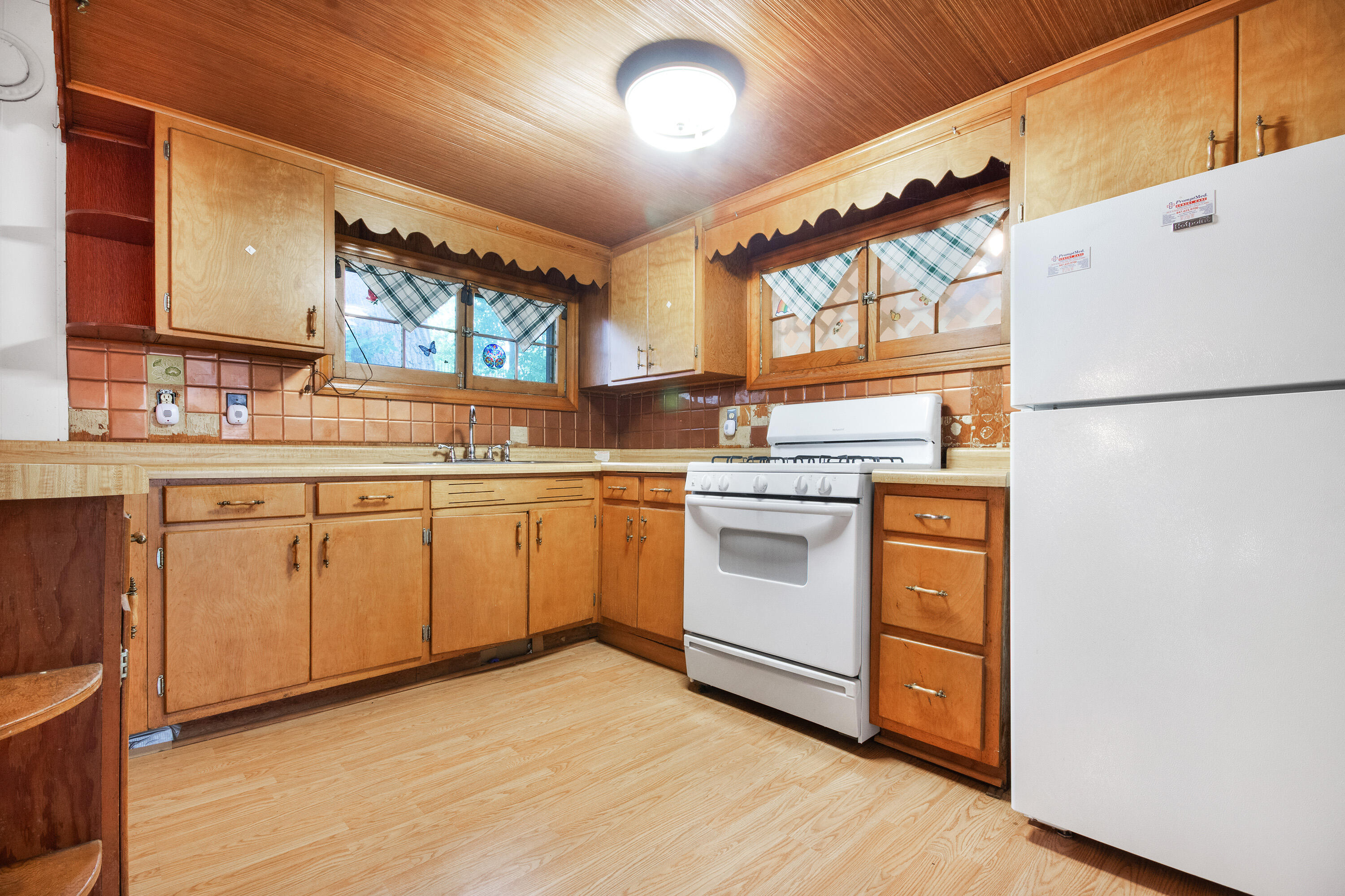 Wisconsin Lake Home for sale (MLS#: 1923923) at 332  Oak Ridge Dr, in Twin Lakes, Wisconsin. (5 of 27)