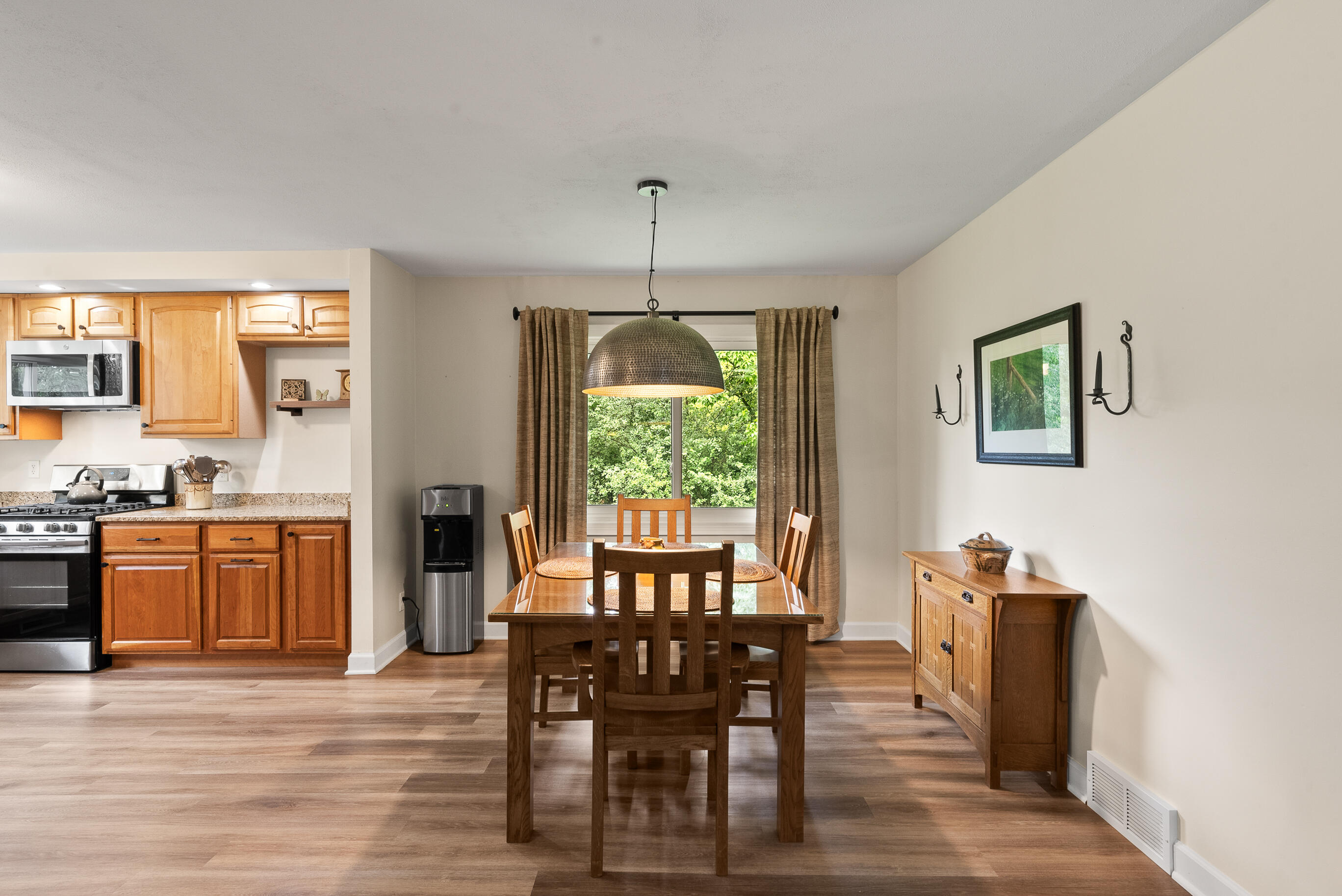 Wisconsin Lake Home for sale (MLS#: 1923976) at 2832  County Road O -, in Delavan, Wisconsin. (15 of 57)