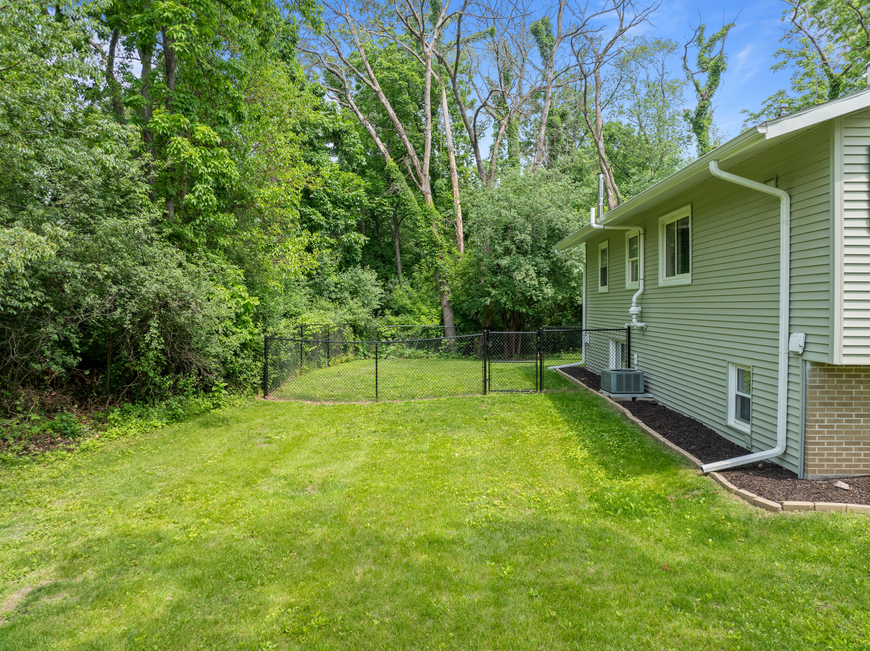 Wisconsin Lake Home for sale (MLS#: 1923976) at 2832  County Road O -, in Delavan, Wisconsin. (44 of 57)