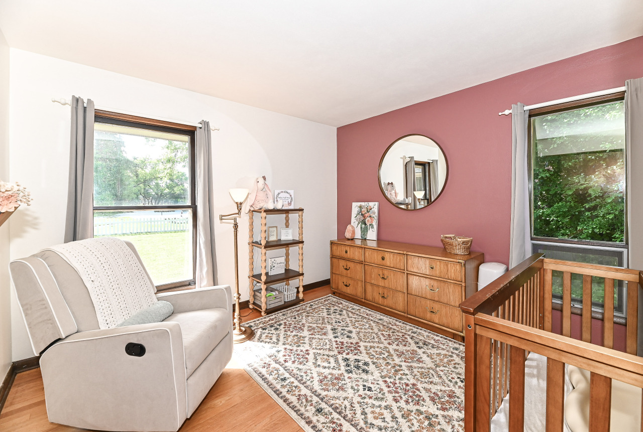 Wisconsin Lake Home for sale (MLS#: 1924056) at 4927  Kings Cove Rd, in Caledonia, Wisconsin. (20 of 40)