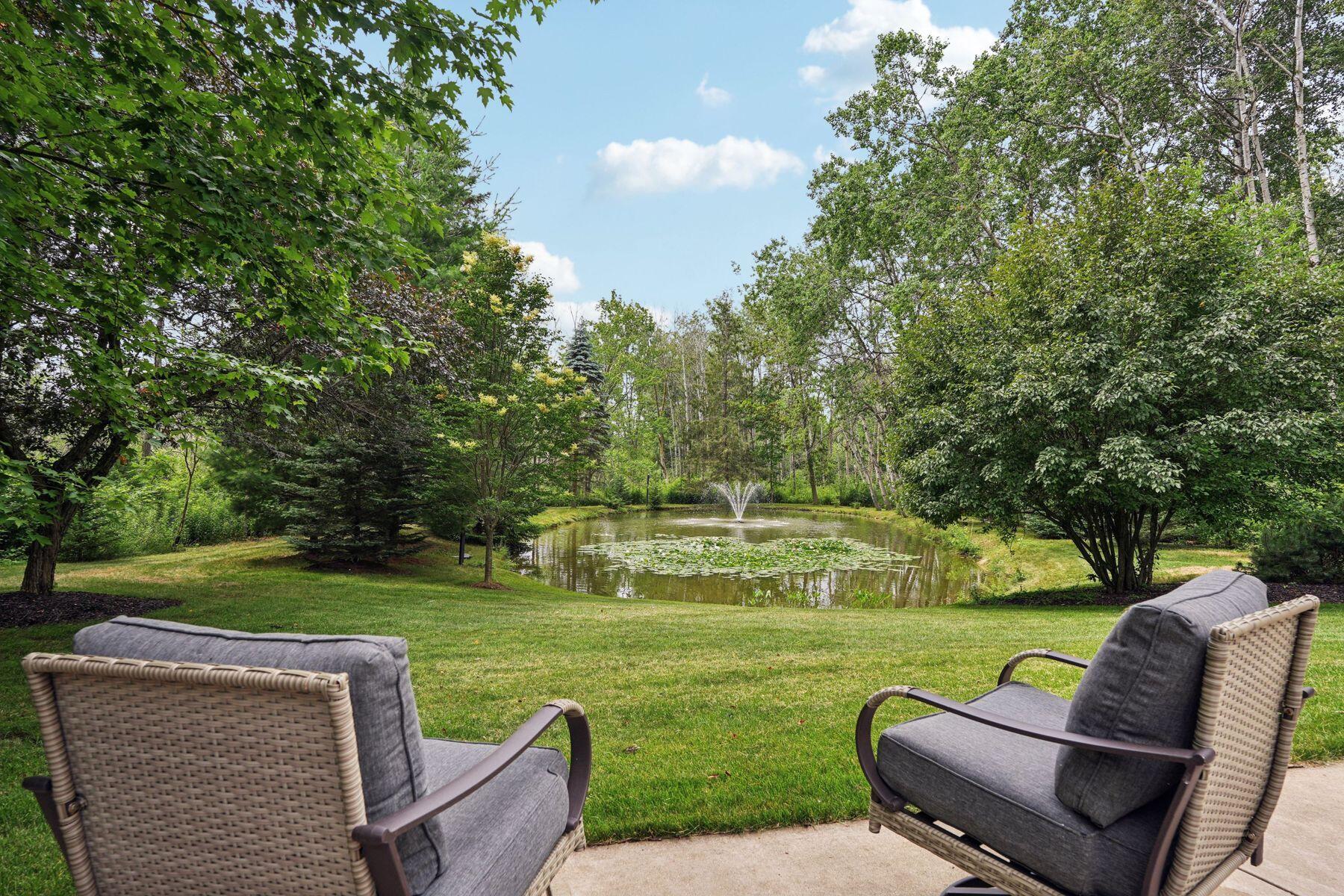 Wisconsin Lake Home for sale (MLS#: 1924103) at 1385 E Sauk Rd, in Grafton, Wisconsin. (36 of 40)