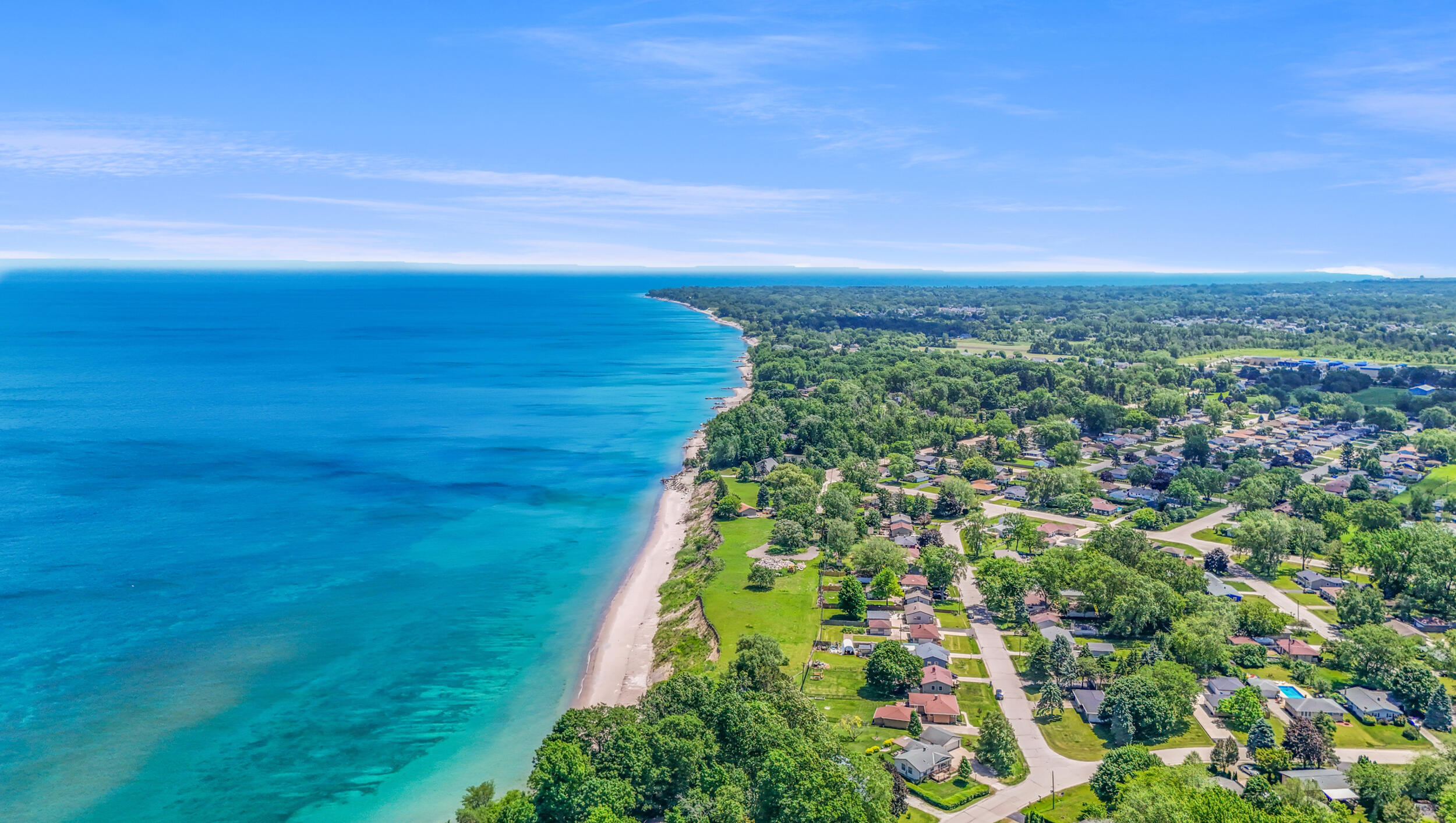 Wisconsin Lake Home for sale (MLS#: 1924162) at 7015  Cliffside Dr, in Caledonia, Wisconsin. (30 of 34)