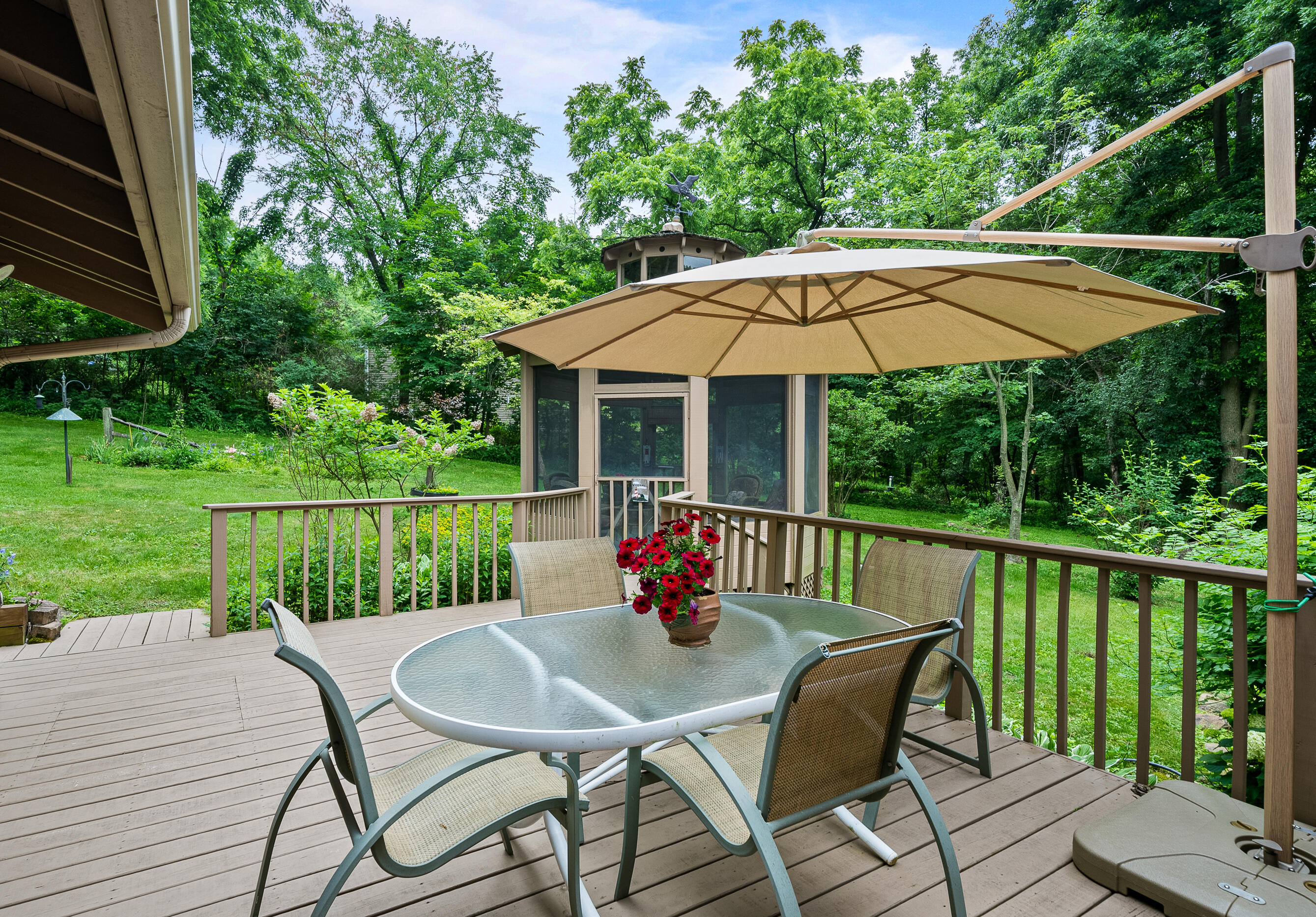 Wisconsin Lake Home for sale (MLS#: 1924257) at N2831  Wildwood Dr, in Geneva, Wisconsin. (27 of 37)