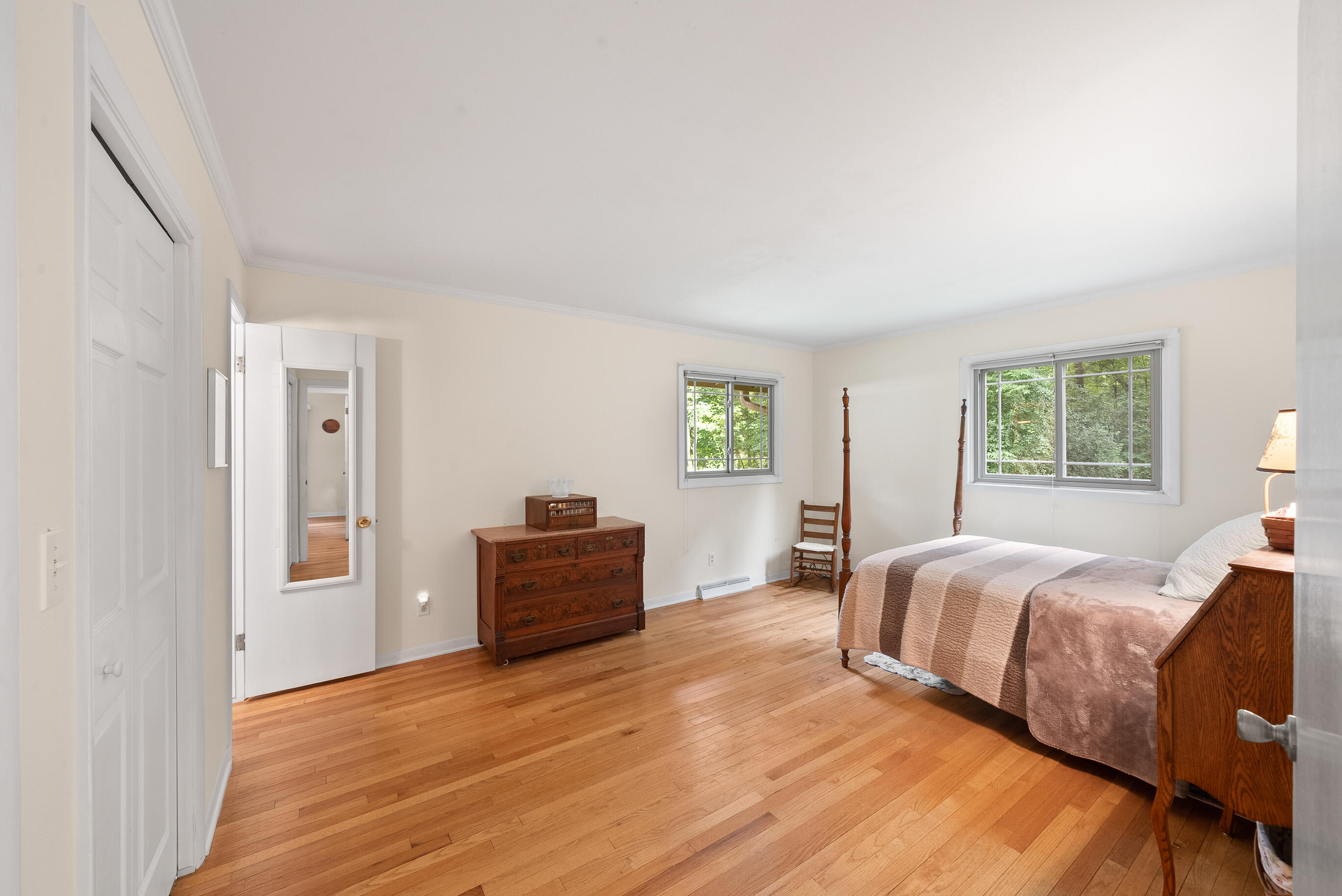 Wisconsin Lake Home for sale (MLS#: 1924257) at N2831  Wildwood Dr, in Geneva, Wisconsin. (9 of 37)