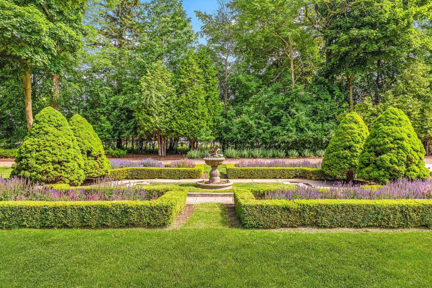 Wisconsin Lake Home for sale (MLS#: 1924358) at 3266 N Lake Dr, in Milwaukee, Wisconsin. (43 of 53)