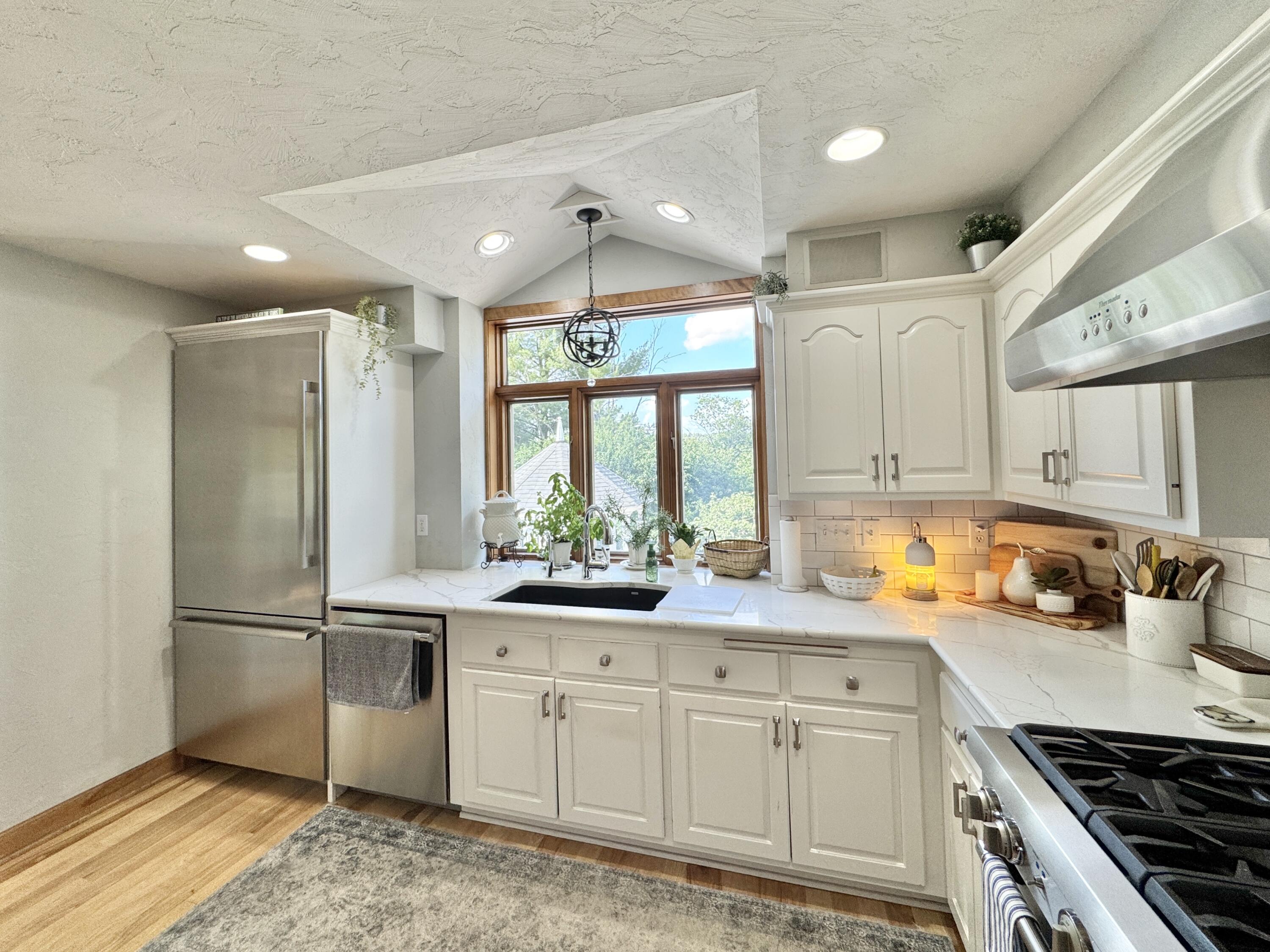 Wisconsin Lake Home for sale (MLS#: 1924380) at W2266  Kniep Rd, in Spring Prairie, Wisconsin. (4 of 25)