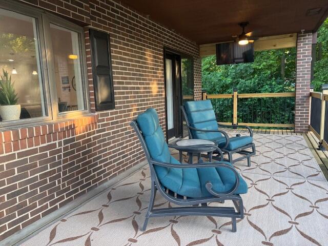 Wisconsin Lake Home for sale (MLS#: 1924389) at 524  Spring St, in Pewaukee, Wisconsin. (6 of 42)